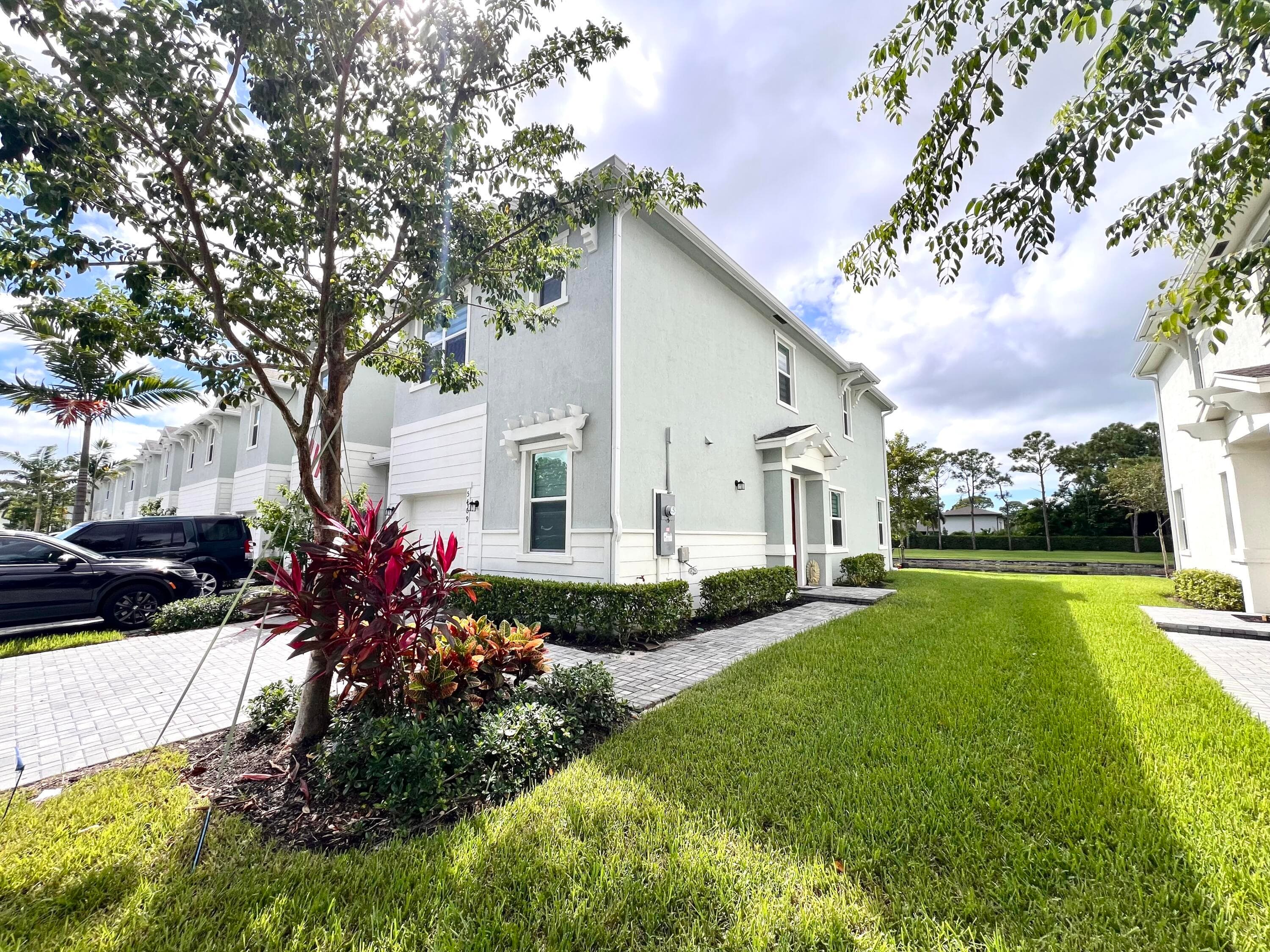 5409 Flannigan Way, Lake Worth, FL 33463 — photo 3 of 49