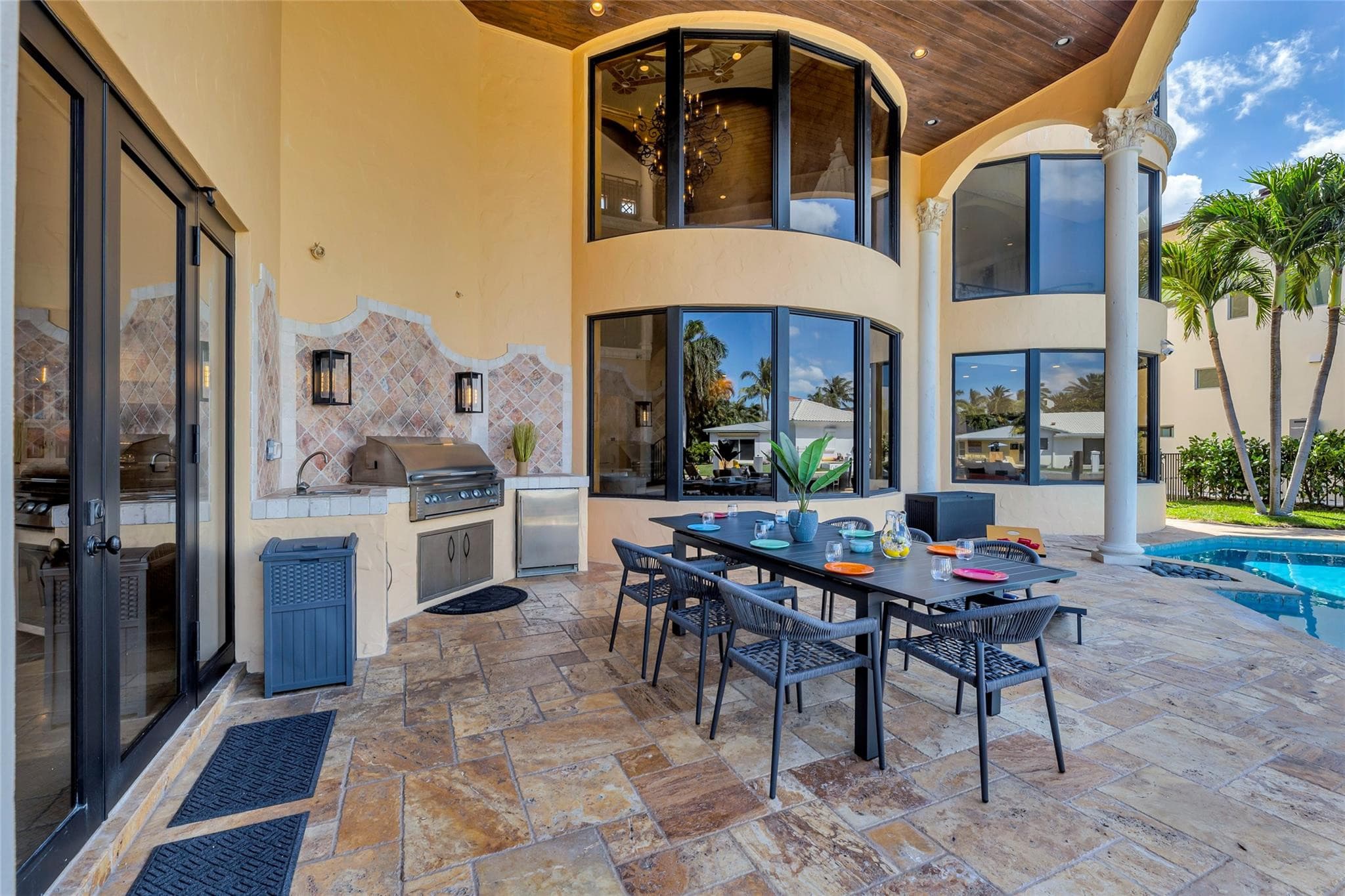 1011 Rhodes Villa Avenue, Delray Beach, FL 33483 — photo 10 of 104