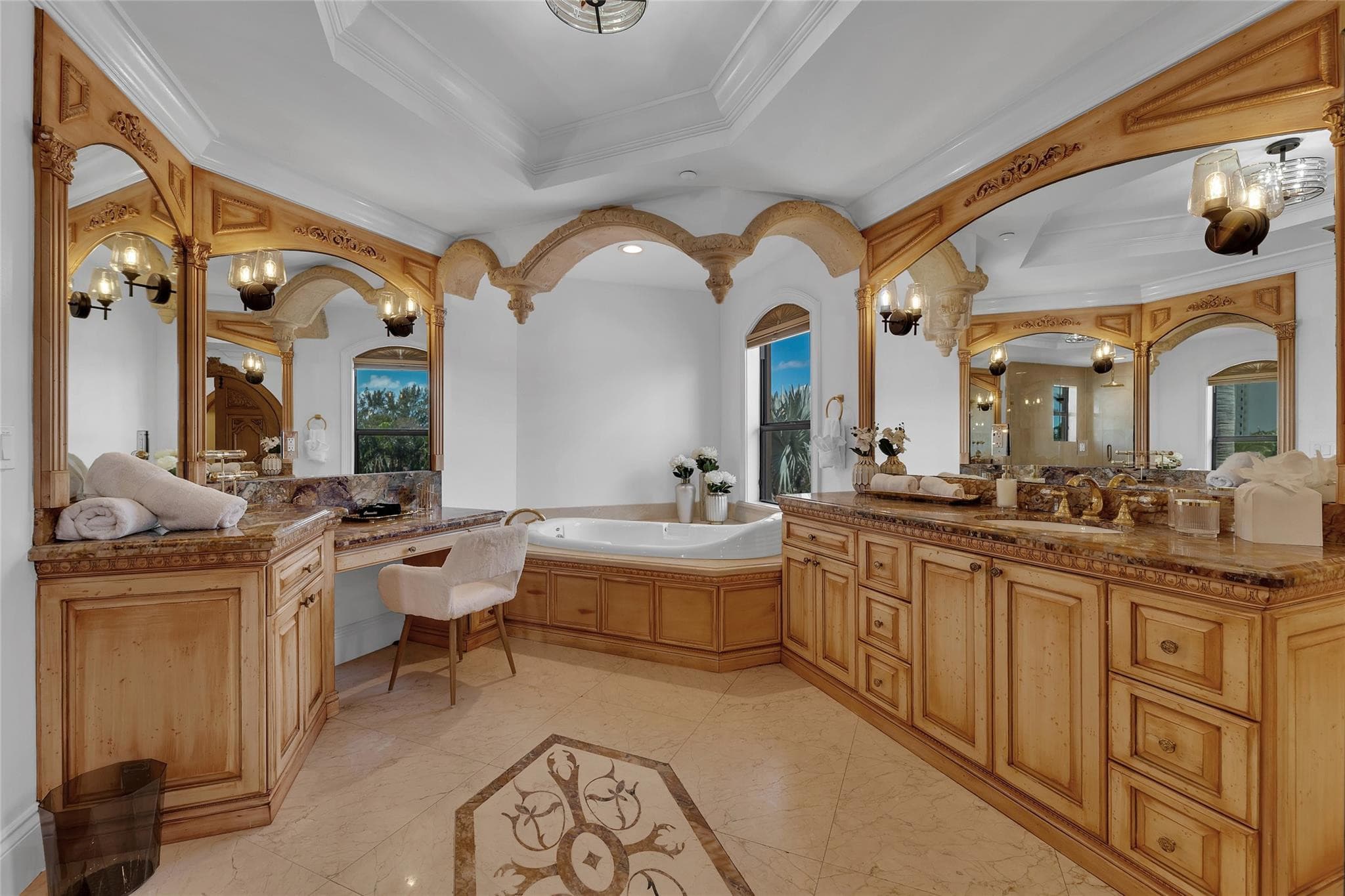 1011 Rhodes Villa Avenue, Delray Beach, FL 33483 — photo 7 of 104