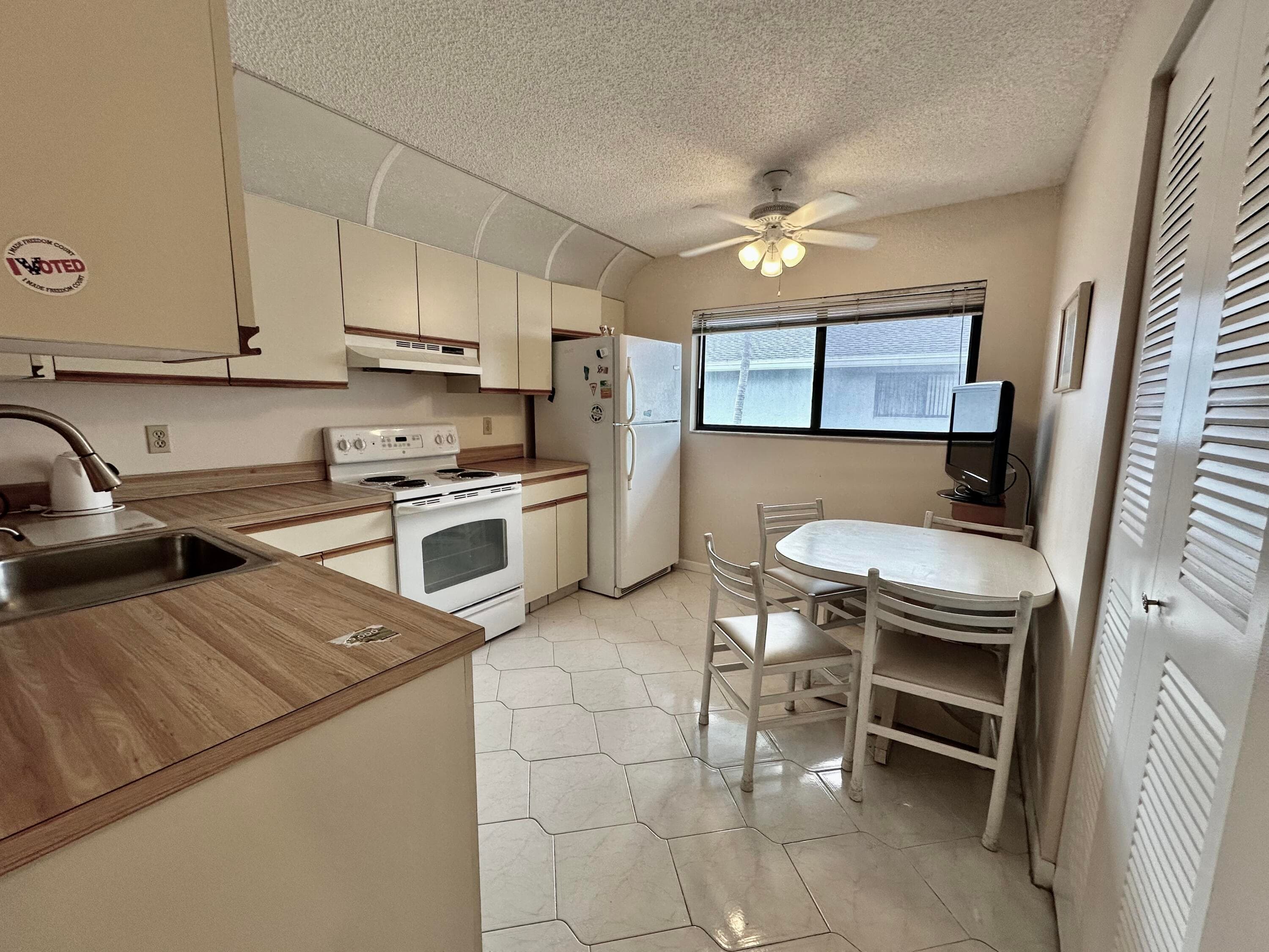 15235 Lakes Of Delray Boulevard 308, Delray Beach, FL 33484 — photo 5 of 34
