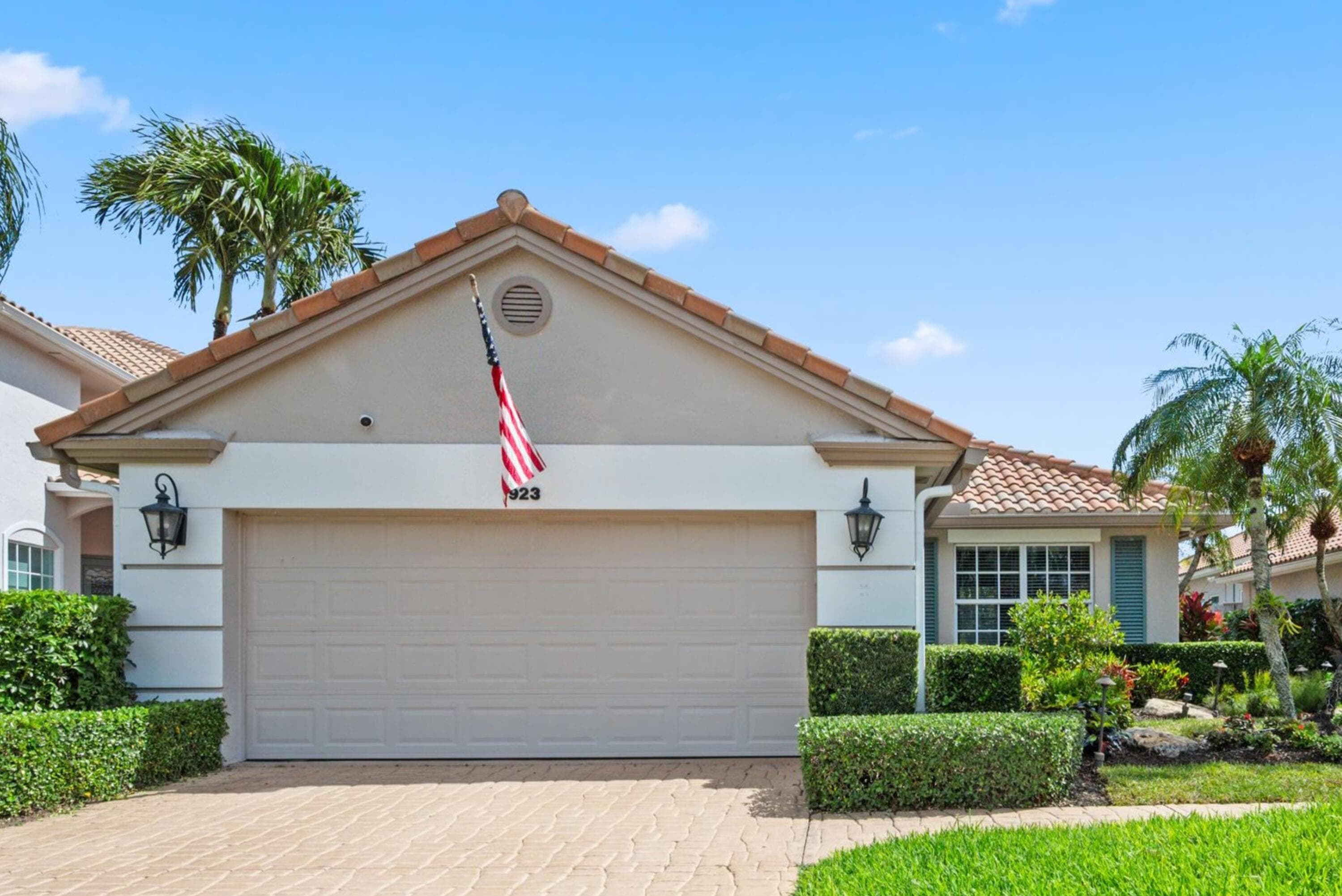 923 Augusta Pointe Drive, Palm Beach Gardens, FL 33418 — photo 7 of 44