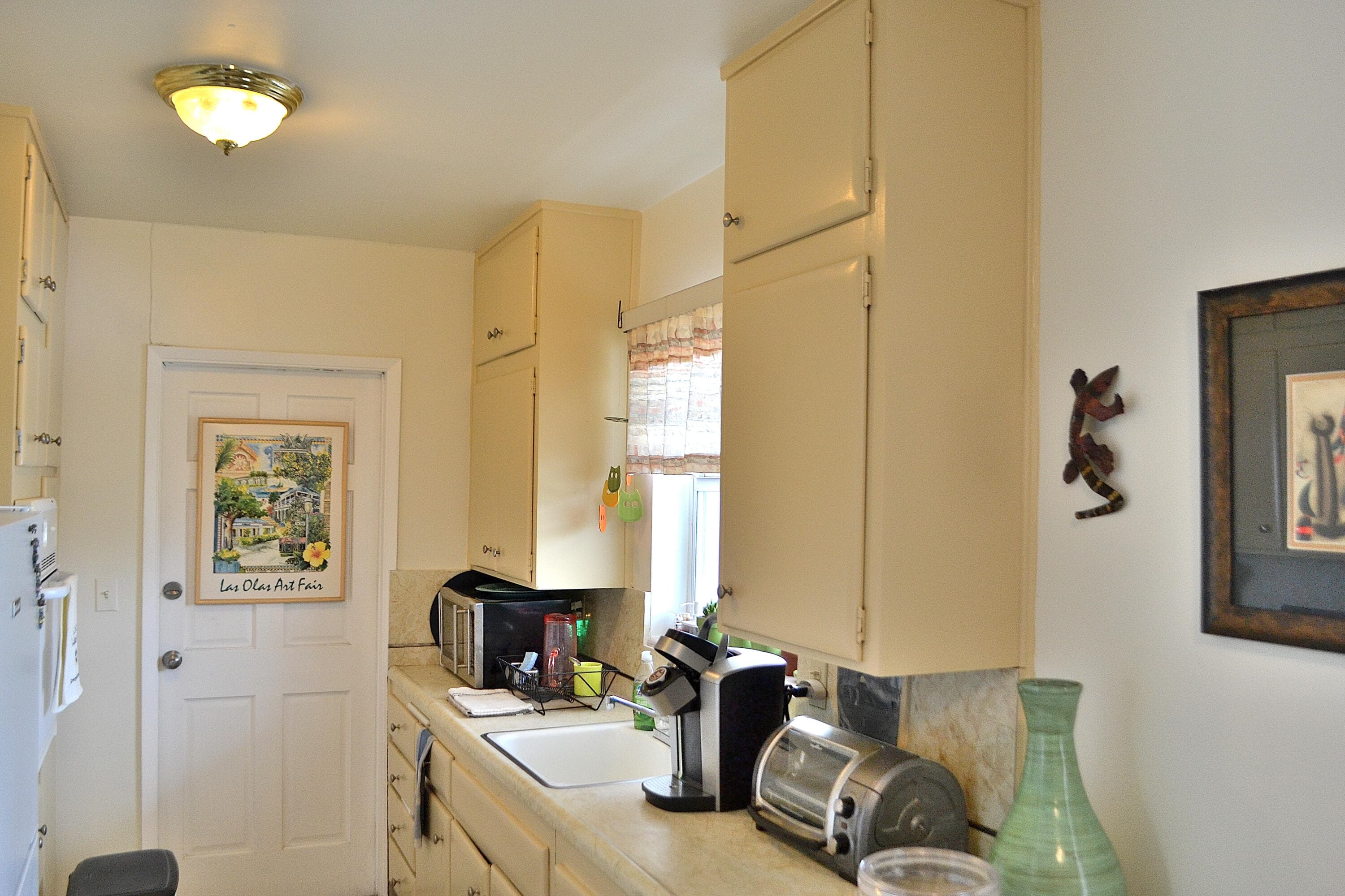 2633 Middle River Drive 1-6, Fort Lauderdale, FL — photo 12 of 19