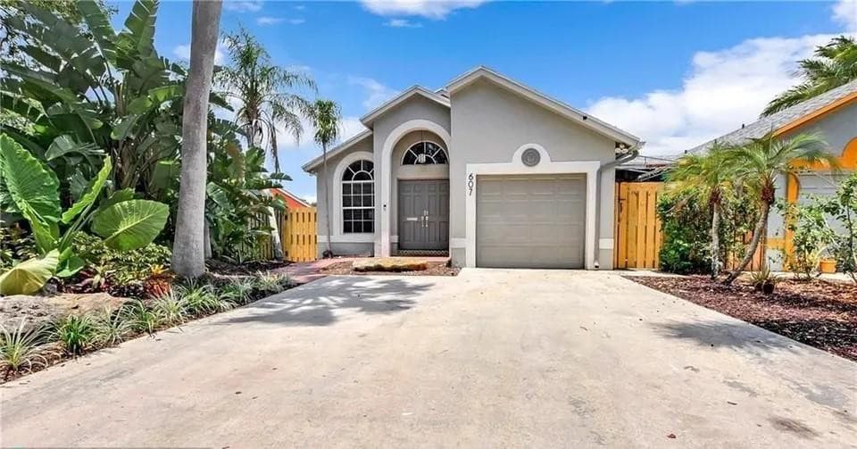 607 SW 15th Street, Fort Lauderdale, FL 33315 — photo 1 of 23
