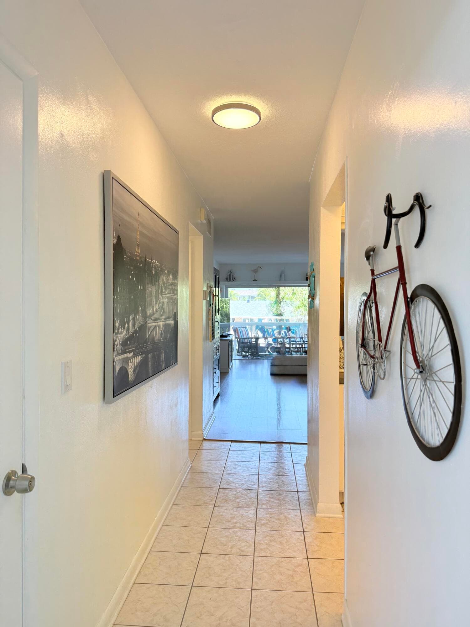 470 Paradise Isle Boulevard 204, Hallandale Beach, FL 33009 — photo 3 of 46