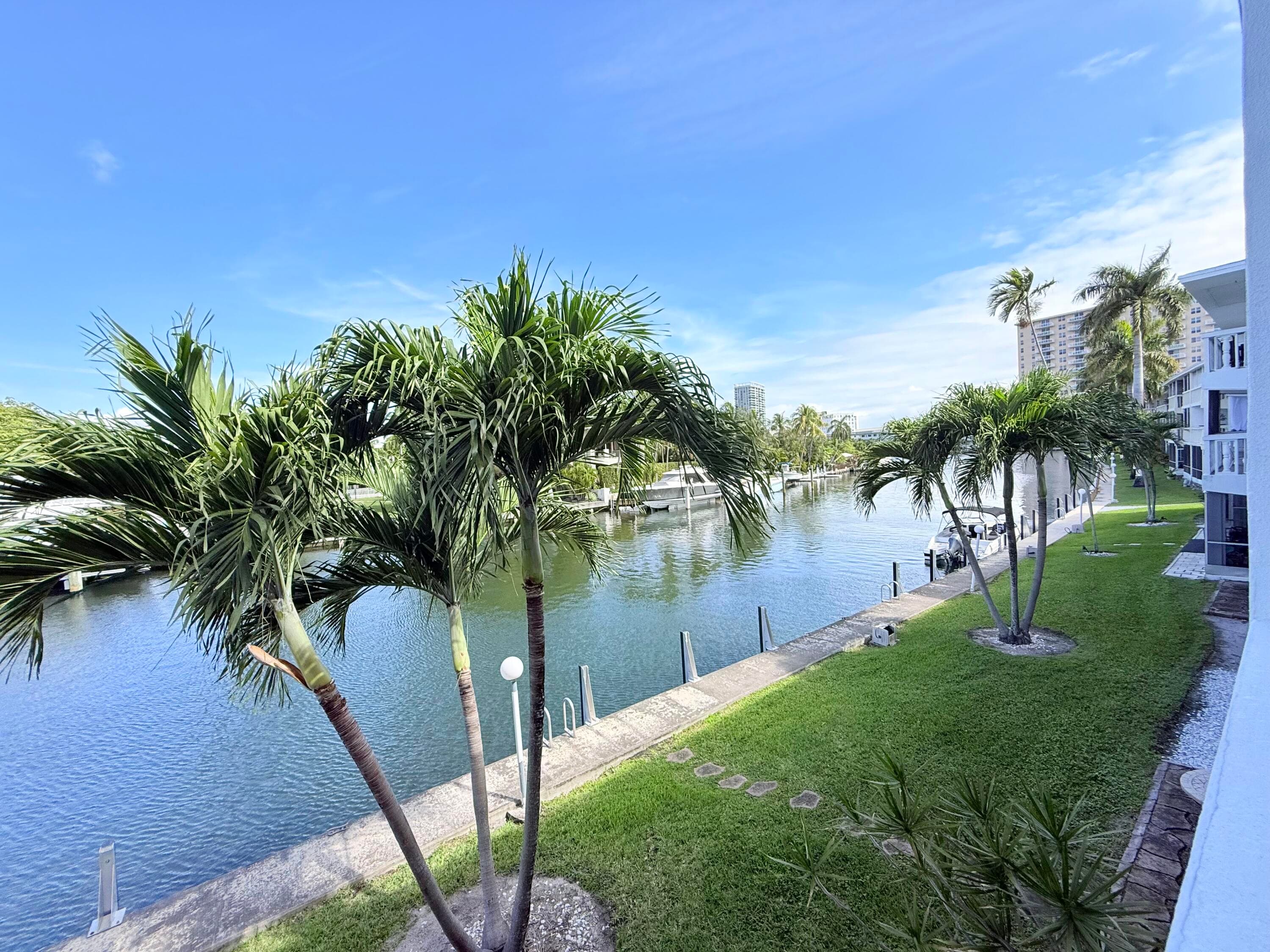 470 Paradise Isle Boulevard 204, Hallandale Beach, FL 33009 — photo 16 of 46