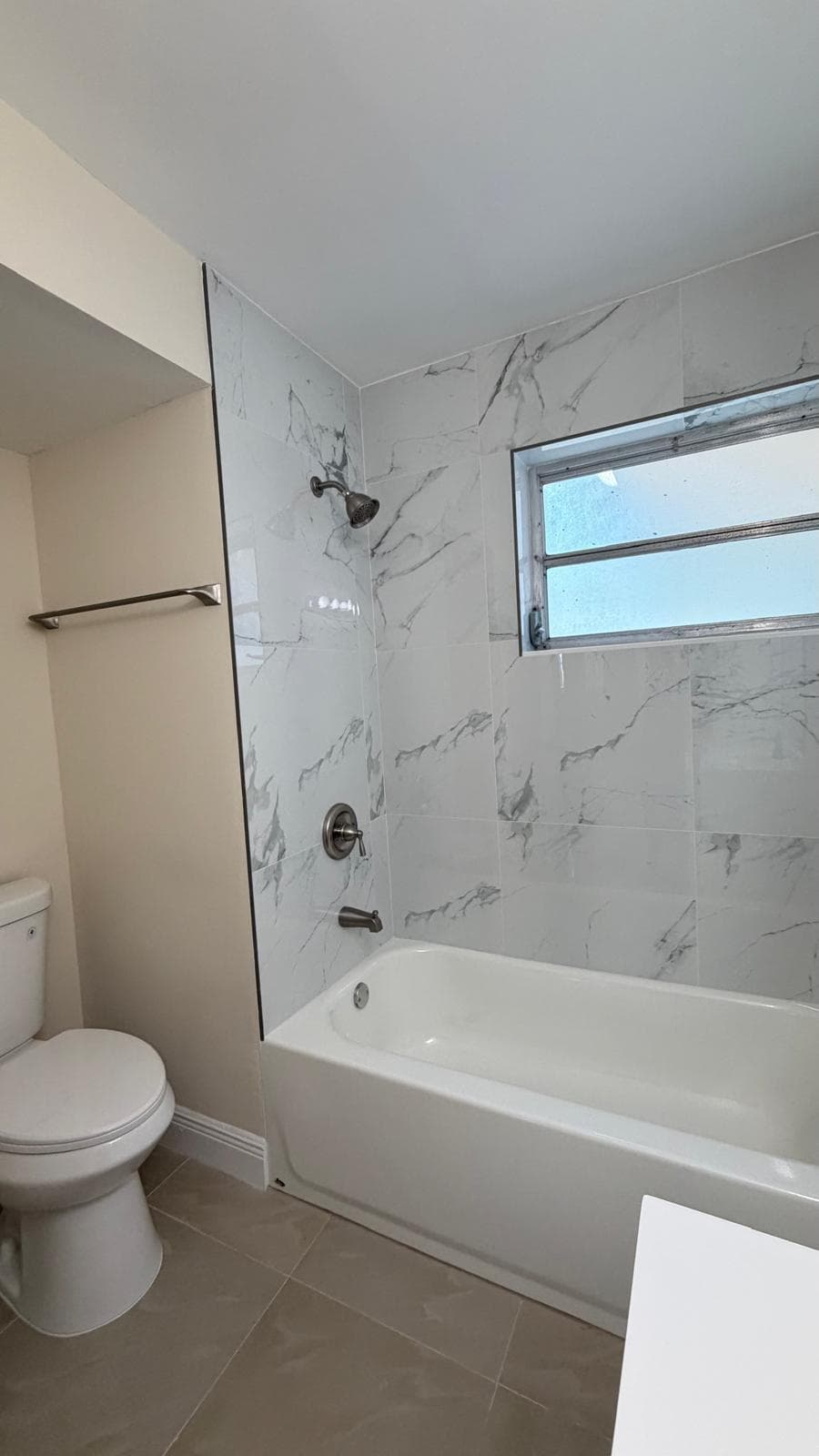 4081 NW 35th Avenue, Lauderdale Lakes, FL 33309 — photo 11 of 19