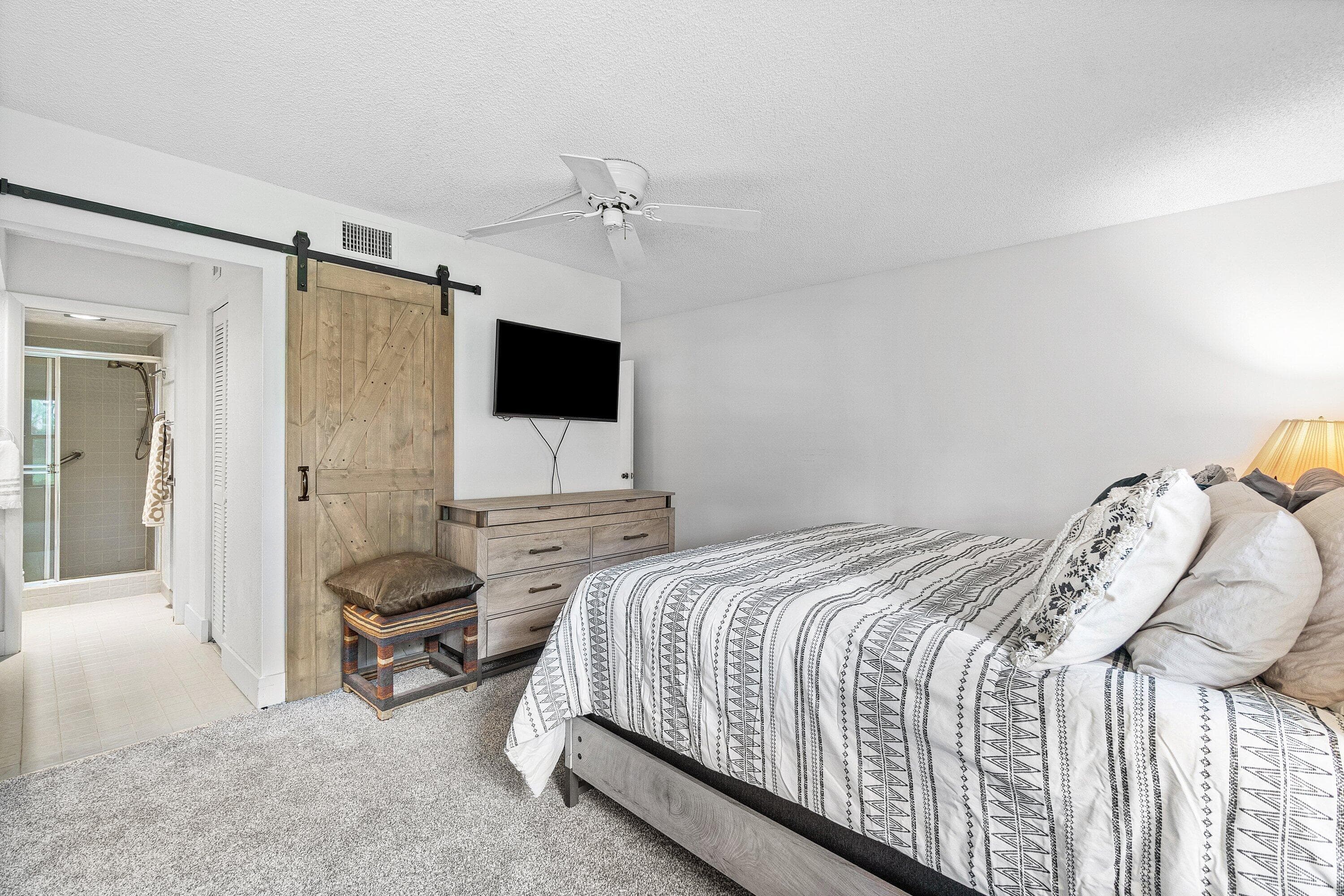 5121 Oakhill Lane 411, Delray Beach, FL 33484 — photo 11 of 54