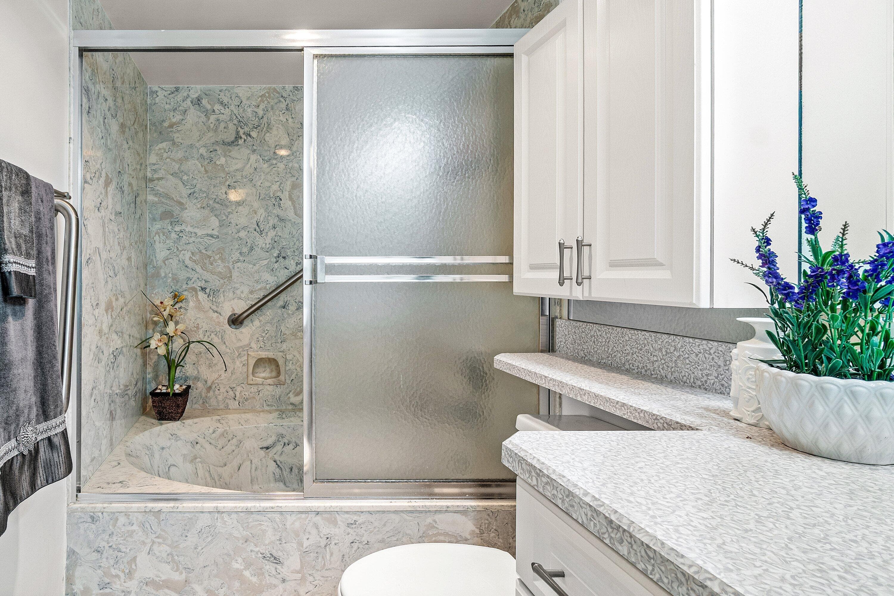 5121 Oakhill Lane 411, Delray Beach, FL 33484 — photo 17 of 54