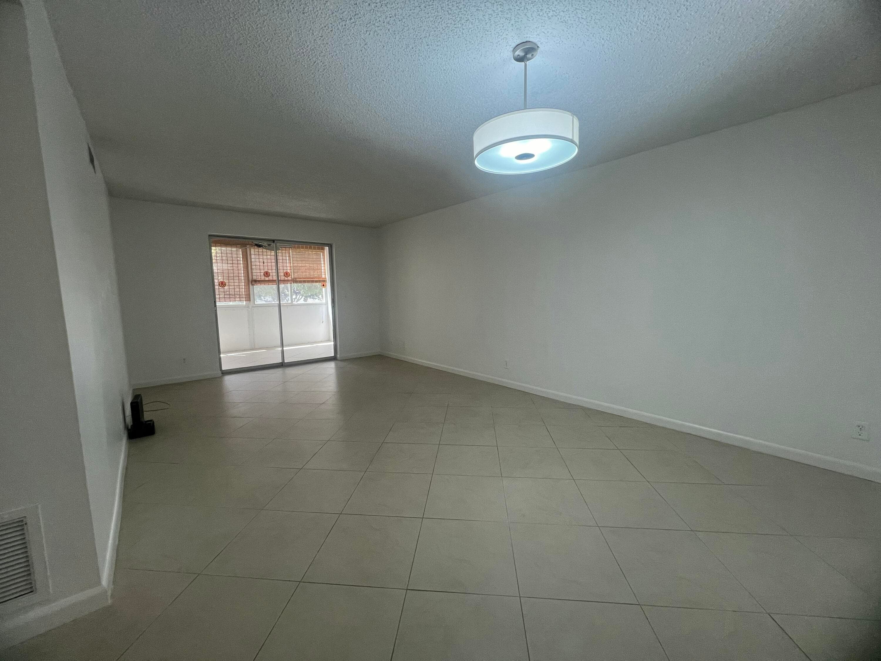 2615 NE 3rd Court 213, Boynton Beach, FL 33435 — photo 11 of 69