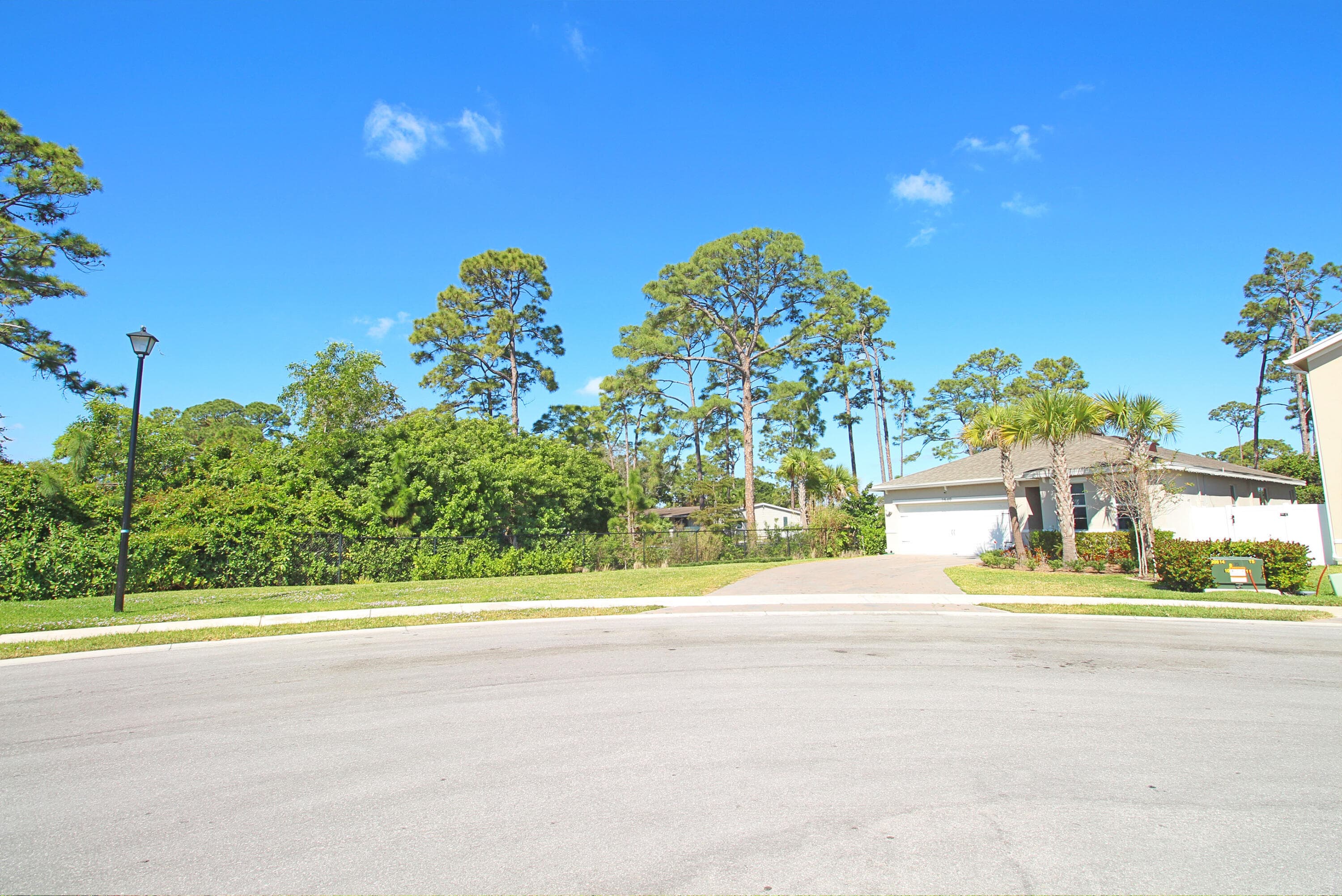 2549 Timber Forest Drive, West Palm Beach, FL 33415 — photo 4 of 30