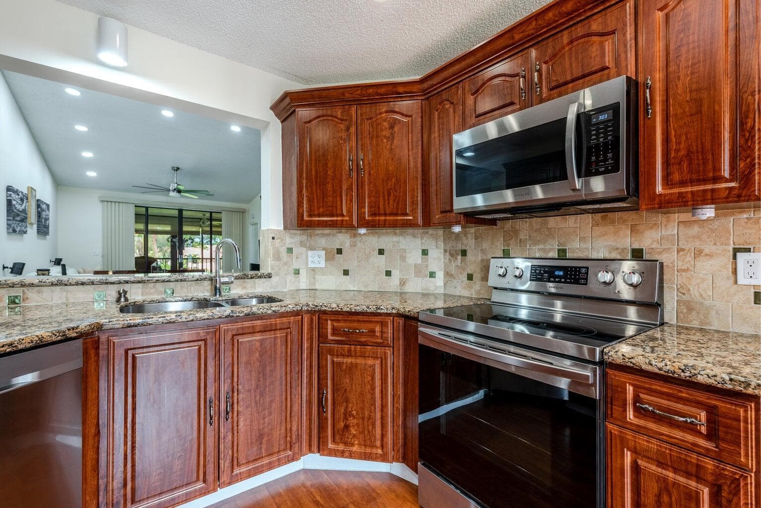 7599 Glendevon Lane 1507, Delray Beach, FL 33446 — photo 4 of 41