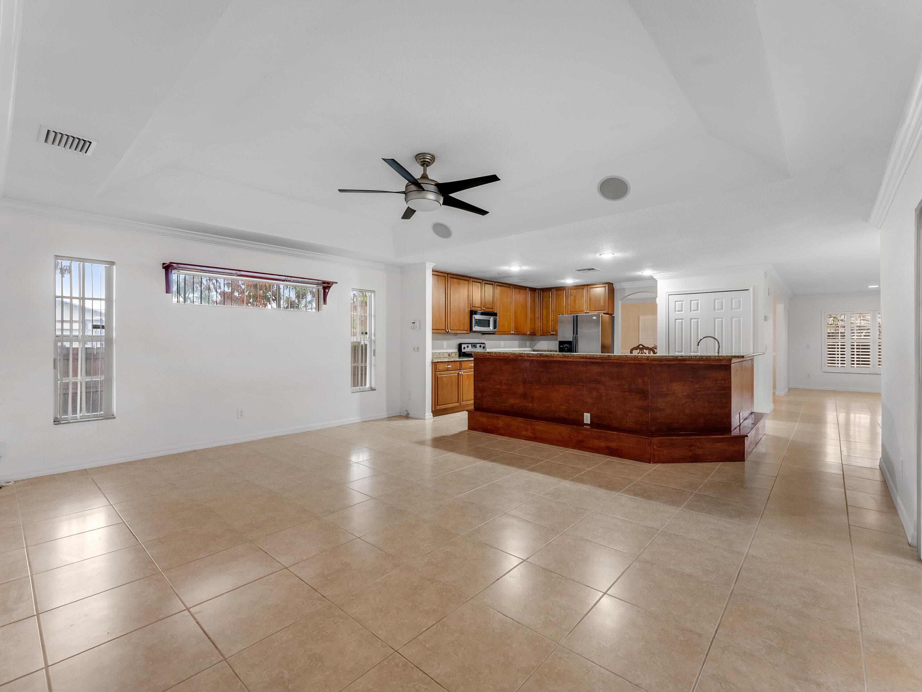 430 SE Thanksgiving Avenue, Port St. Lucie, FL 34984 — photo 9 of 38