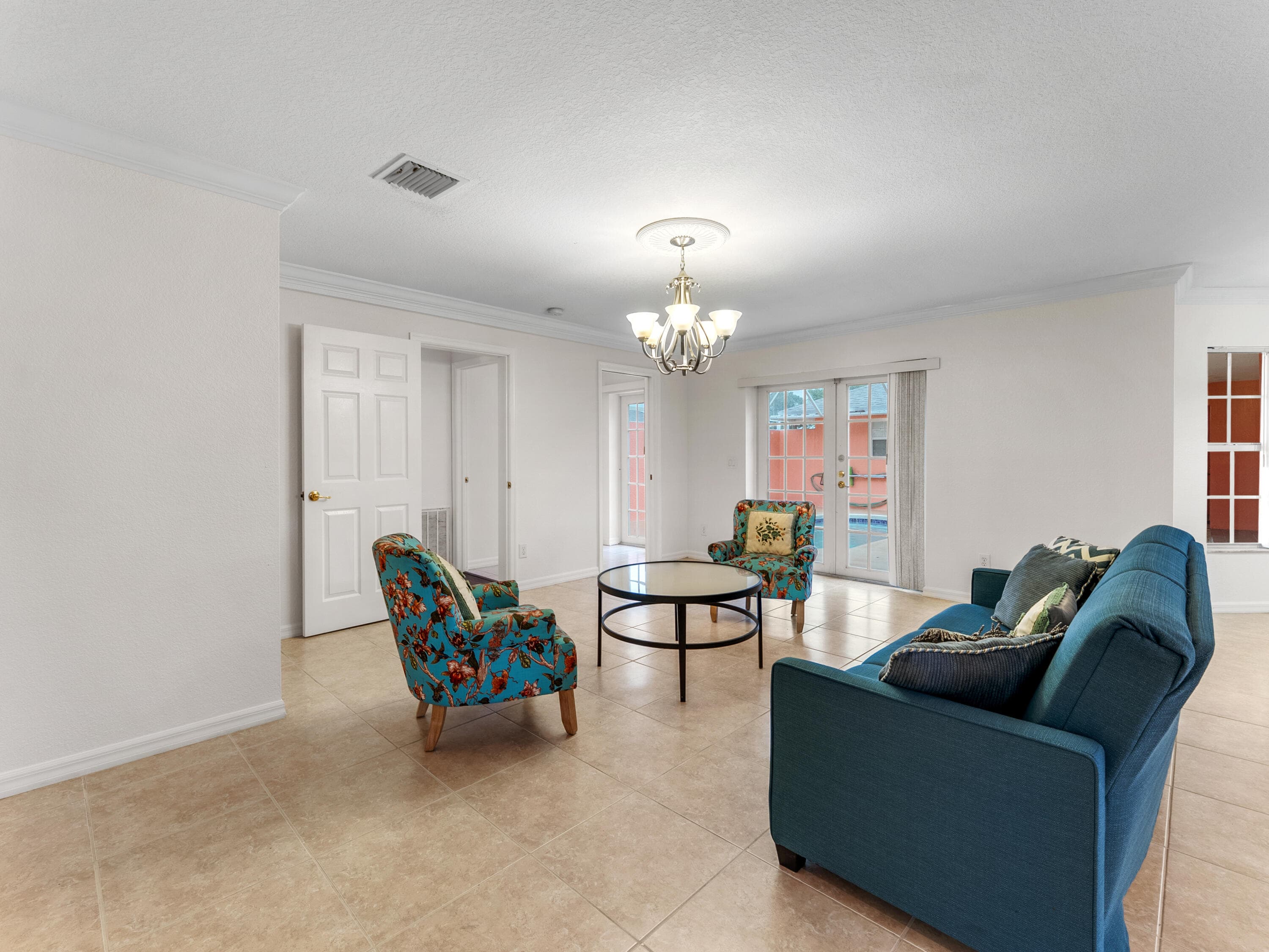 430 SE Thanksgiving Avenue, Port St. Lucie, FL 34984 — photo 18 of 38