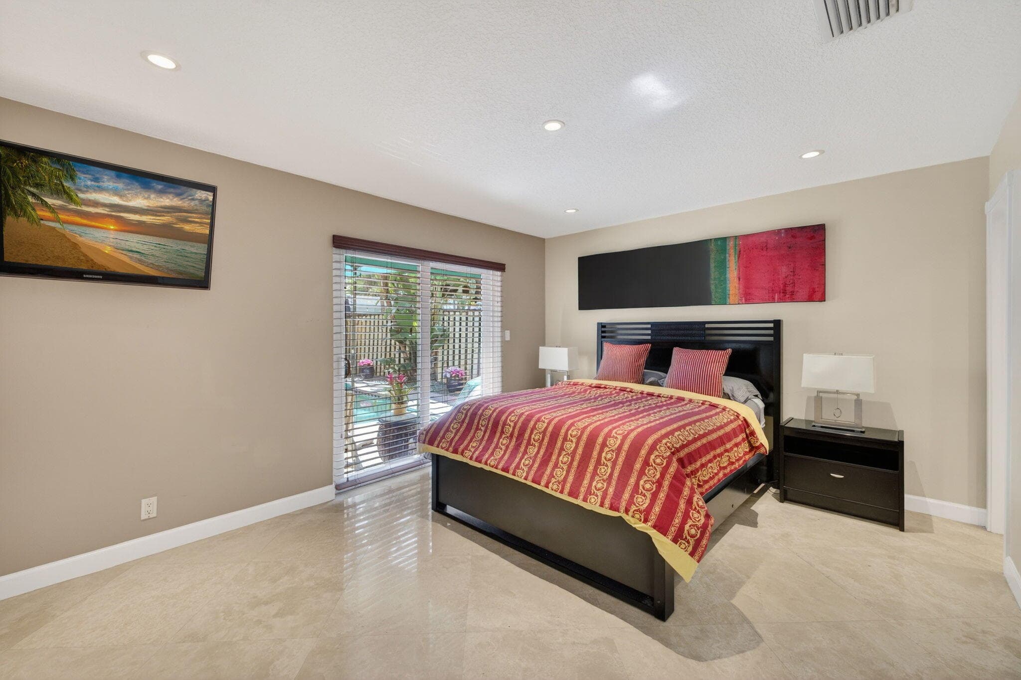 2300 NE 16th Avenue, Wilton Manors, FL 33305 — photo 14 of 32