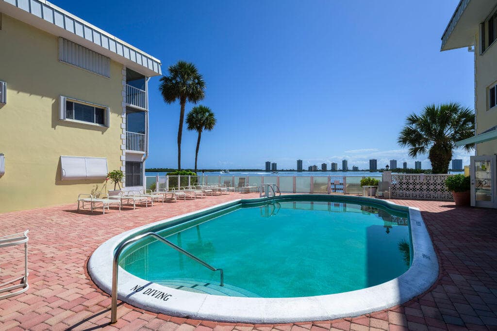 101 Doolen Court 307, North Palm Beach, FL 33408 — photo 11 of 48