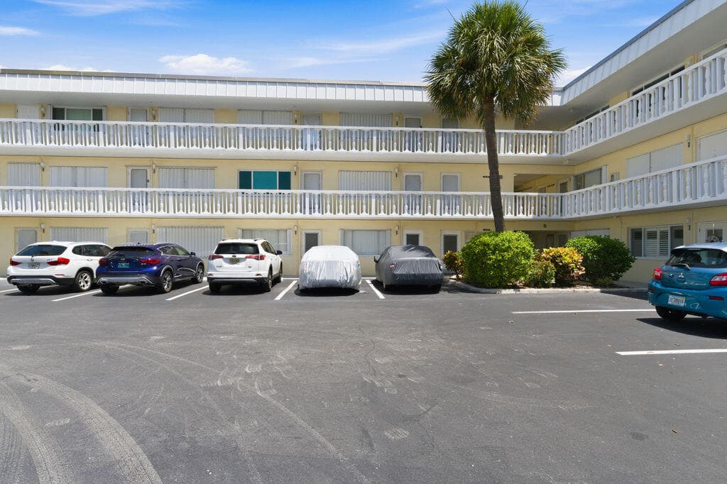 101 Doolen Court 307, North Palm Beach, FL 33408 — photo 39 of 48