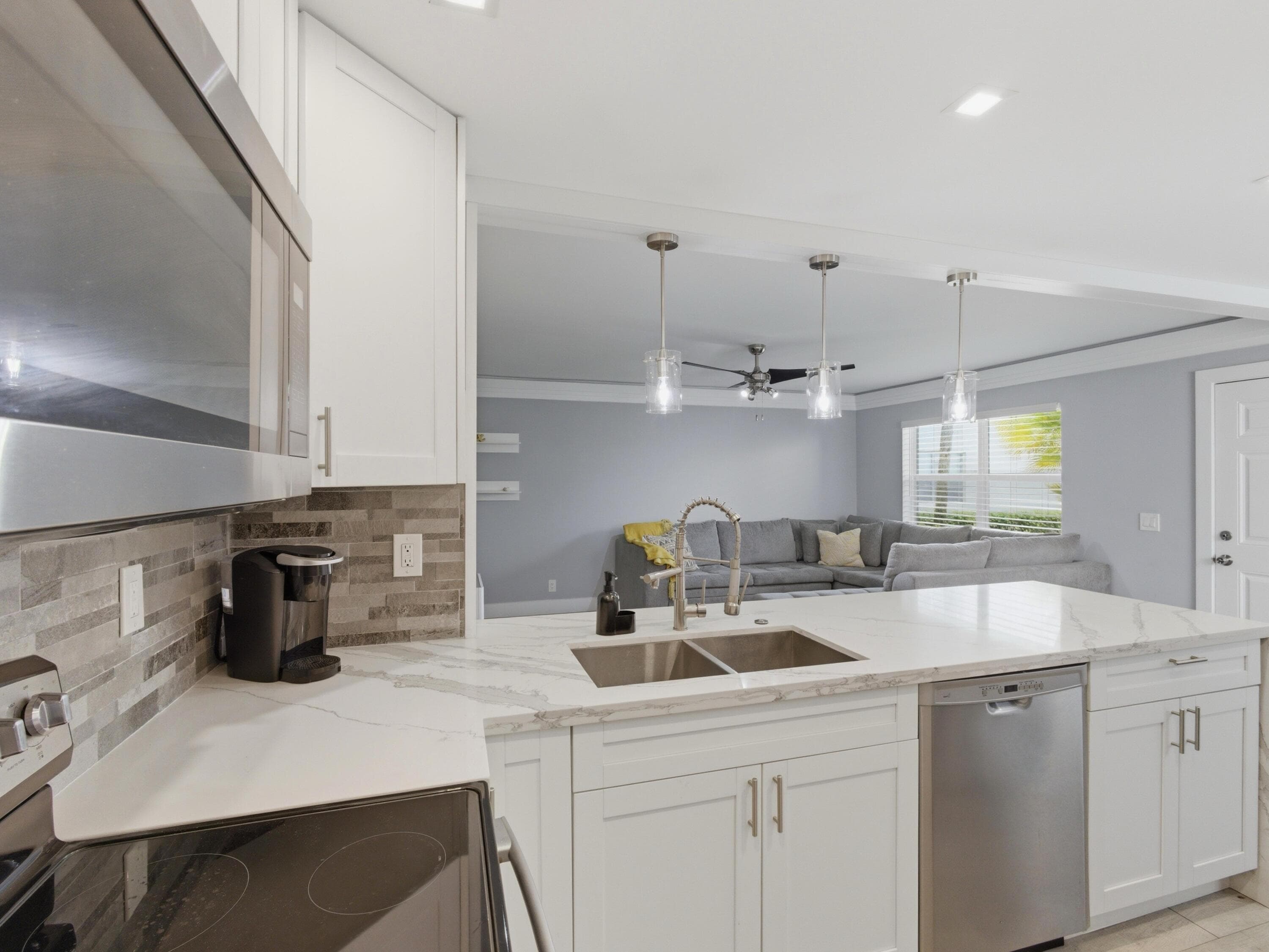 397 Burgundy I, Delray Beach, FL 33484 — photo 2 of 50