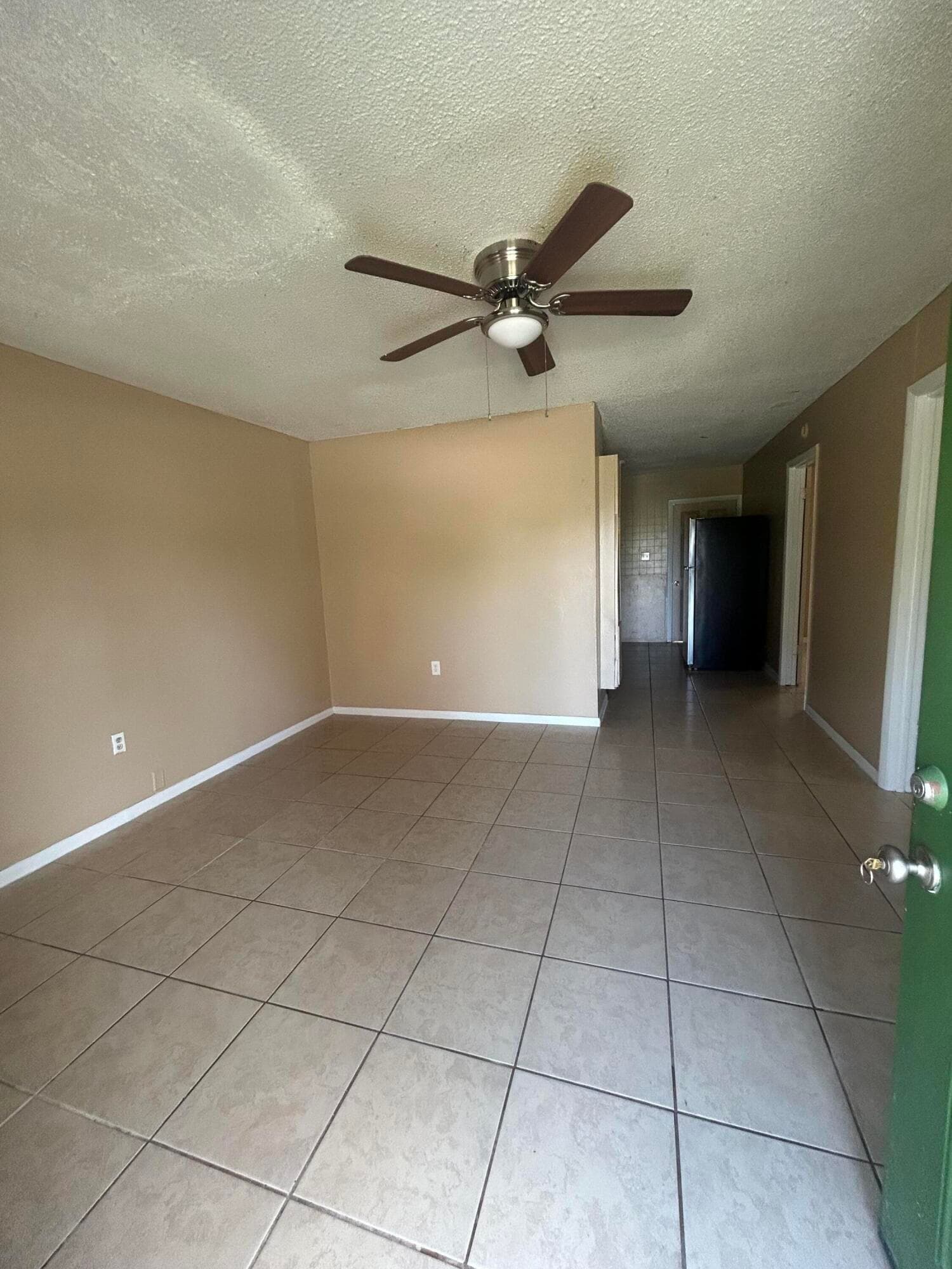 8657 64th Court, Vero Beach, FL 32967 — photo 2 of 7