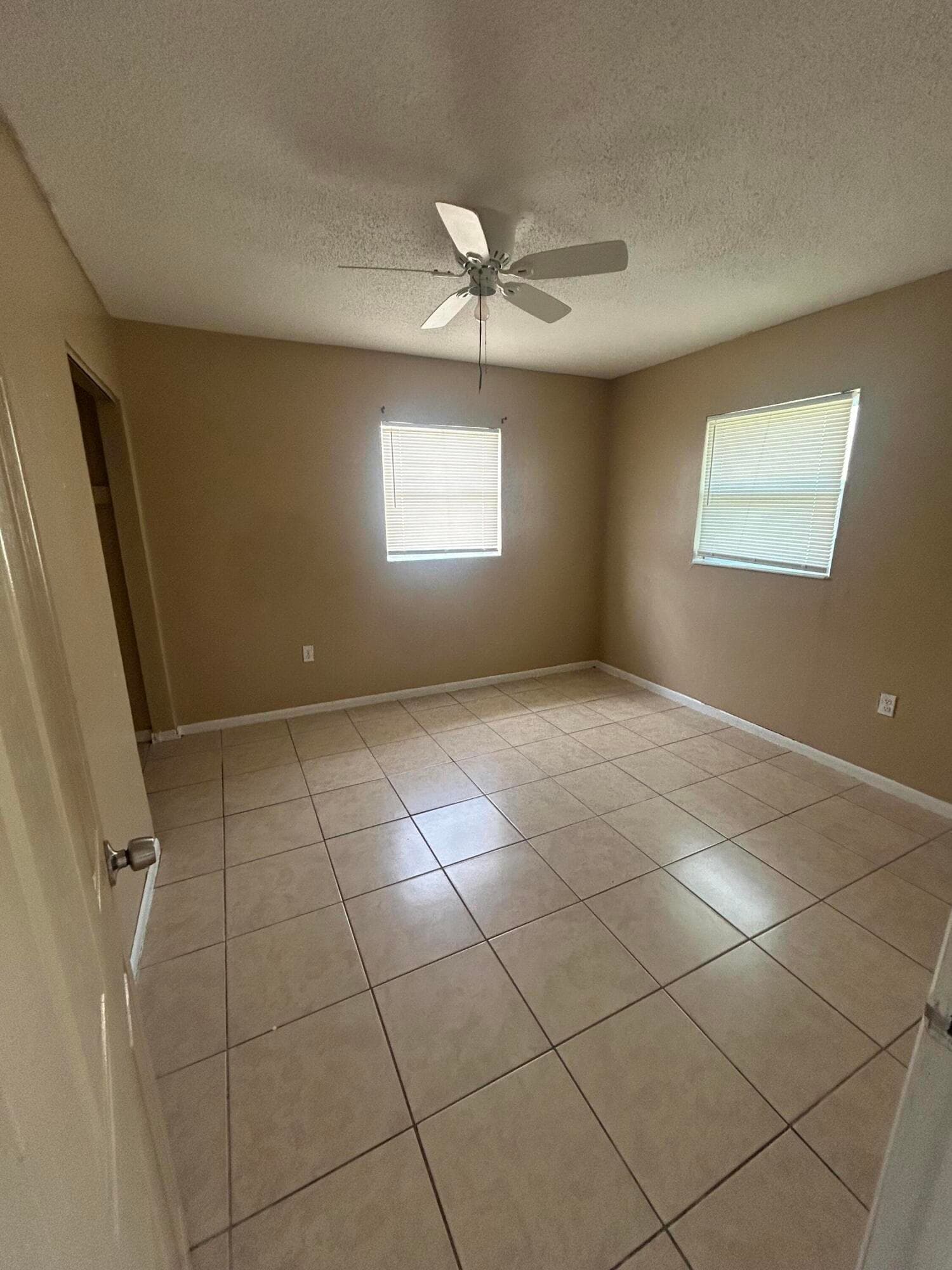 8657 64th Court, Vero Beach, FL 32967 — photo 6 of 7