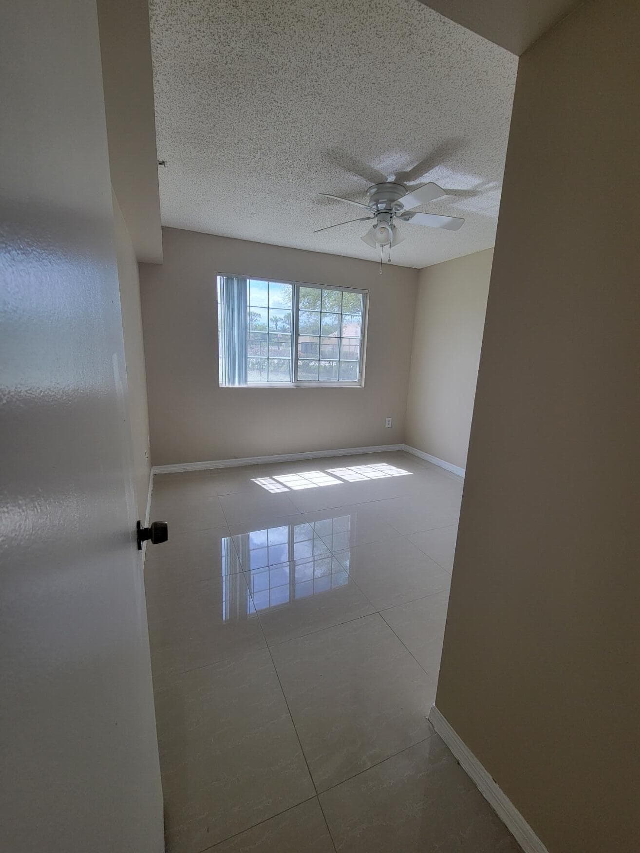 1400 Crestwood Court S 1402, Royal Palm Beach, FL 33411 — photo 13 of 44