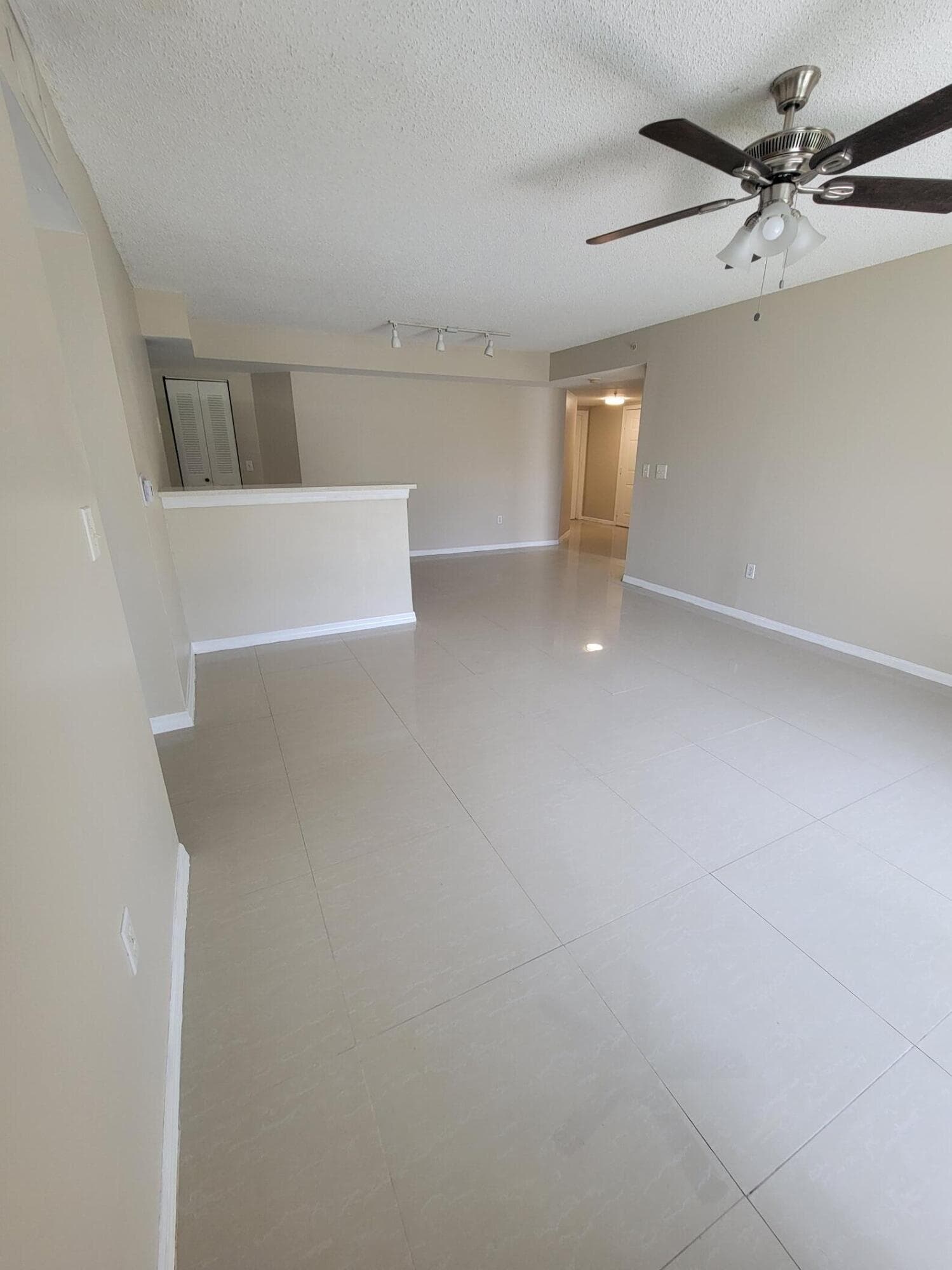 1400 Crestwood Court S 1402, Royal Palm Beach, FL 33411 — photo 2 of 44