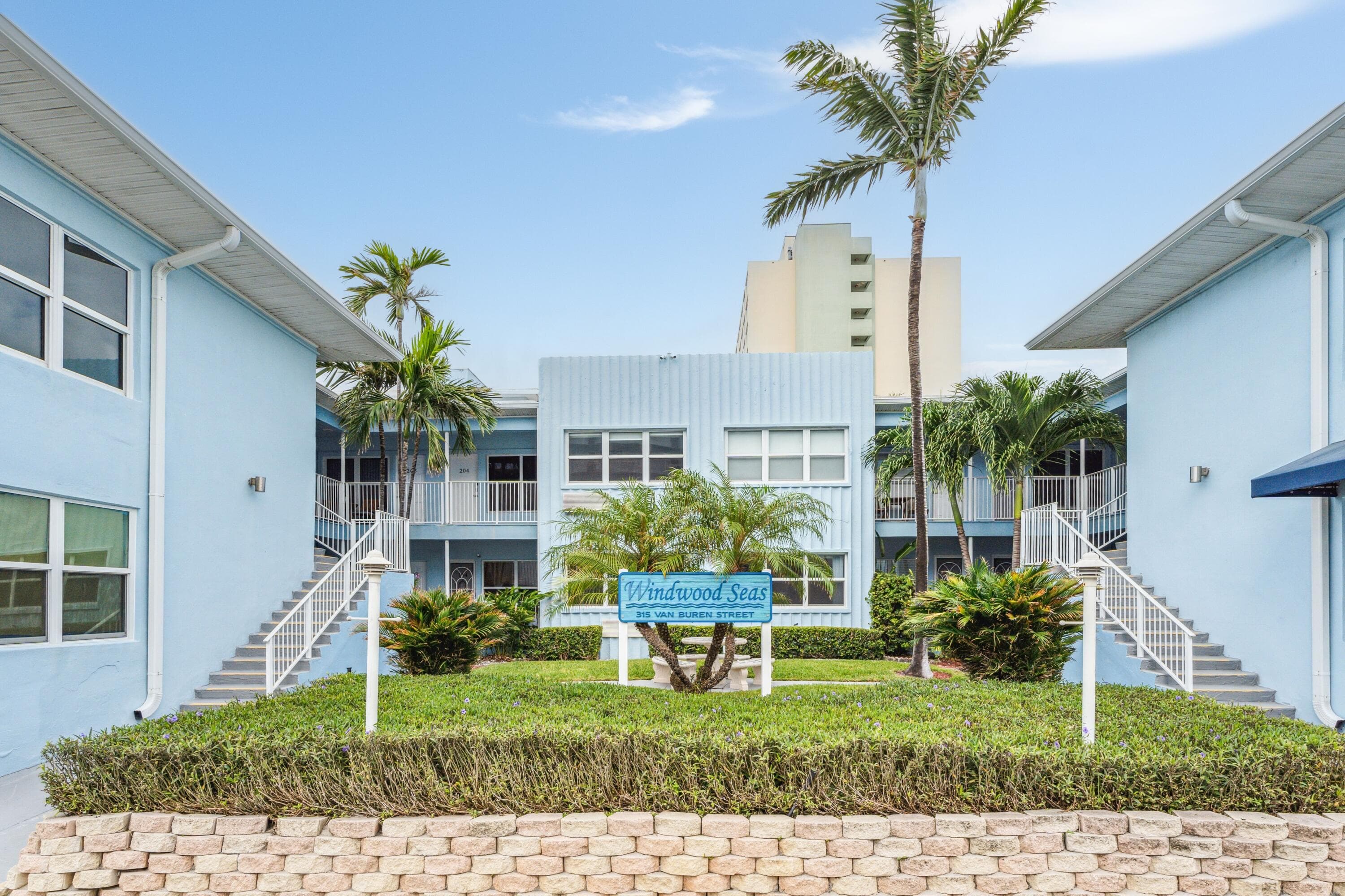 315 Van Buren Street 203b, Hollywood, FL 33019 — photo 11 of 17
