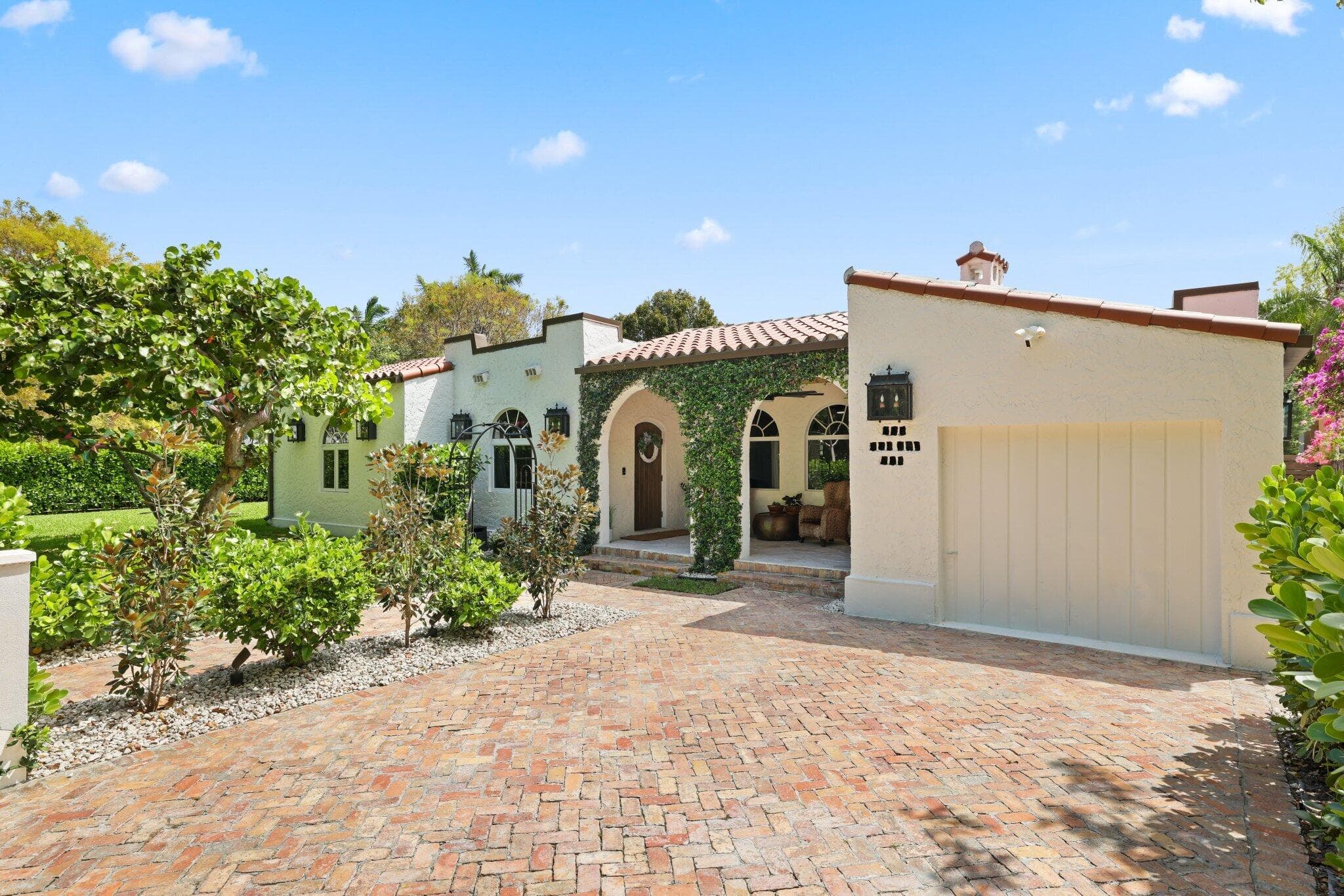 706 Sunset Road, West Palm Beach, FL 33401 — photo 5 of 80