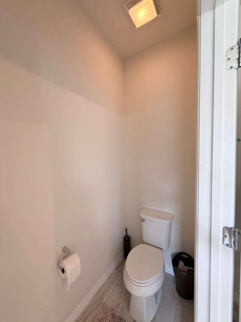 4924 Greenway Drive, Hollywood, FL 33021 — photo 36 of 48