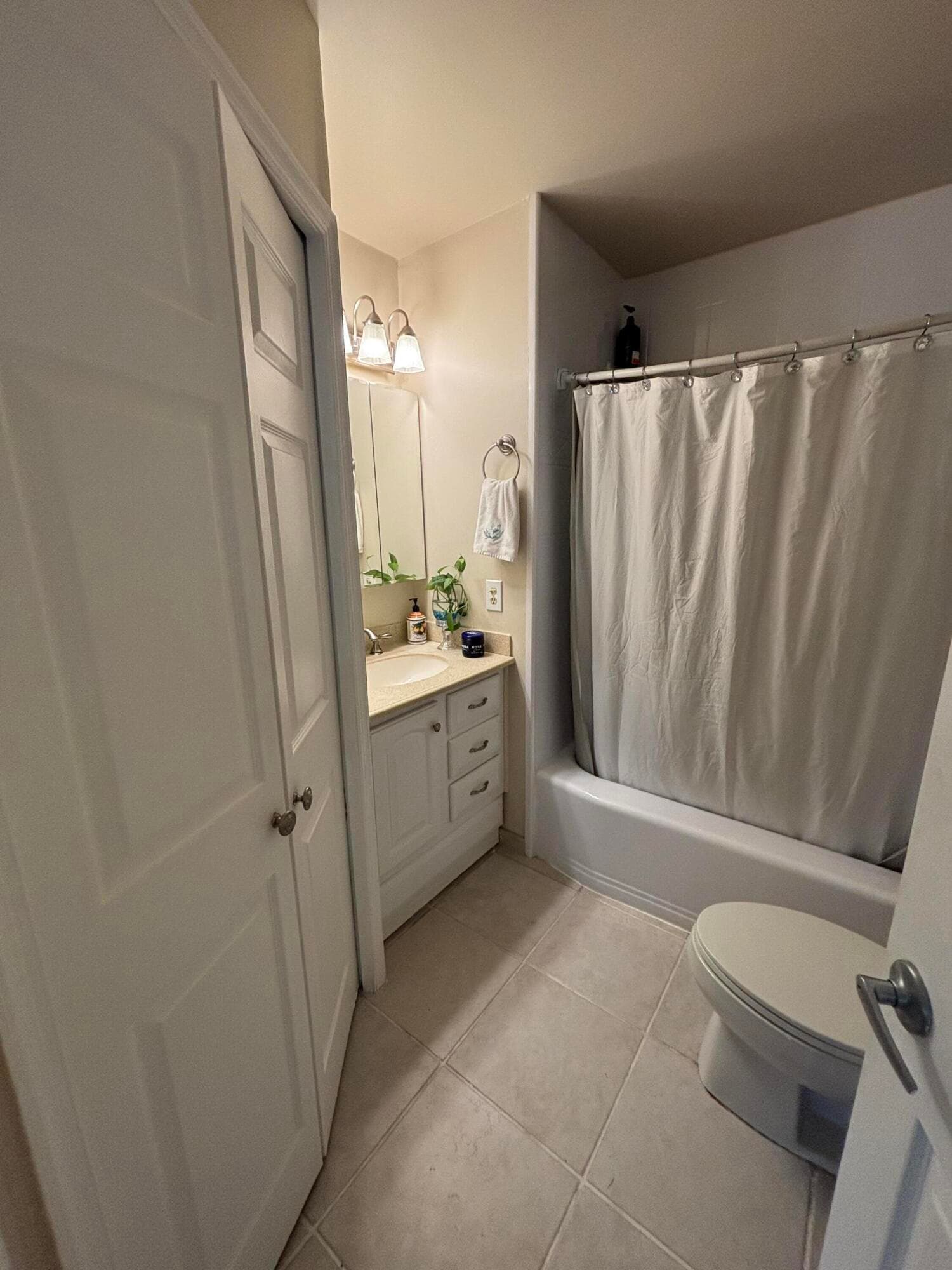 8833 Bella Vista Drive 8833, Boca Raton, FL 33433 — photo 25 of 47
