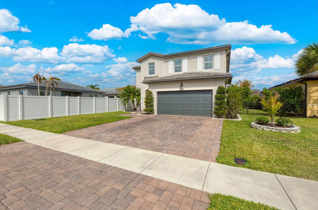 7742 NW Gladwell Lane, Port St. Lucie, FL 34987 — photo 4 of 69