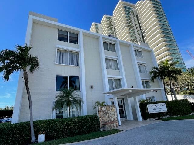1601 S Flagler Drive 107o, West Palm Beach, FL 33401 — photo 7 of 34