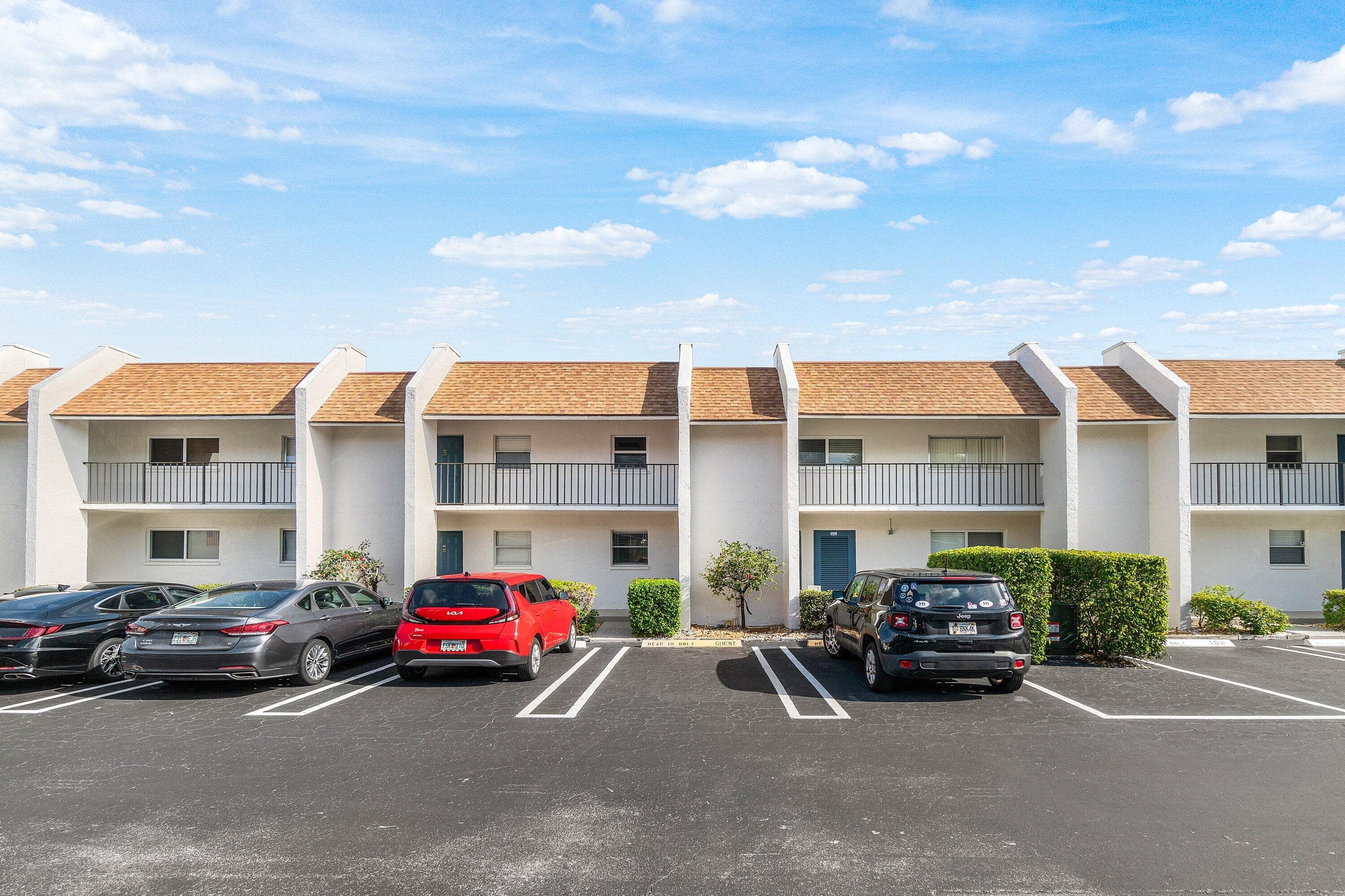 2825 SW 22nd Avenue 104, Delray Beach, FL 33445 — photo 1 of 34