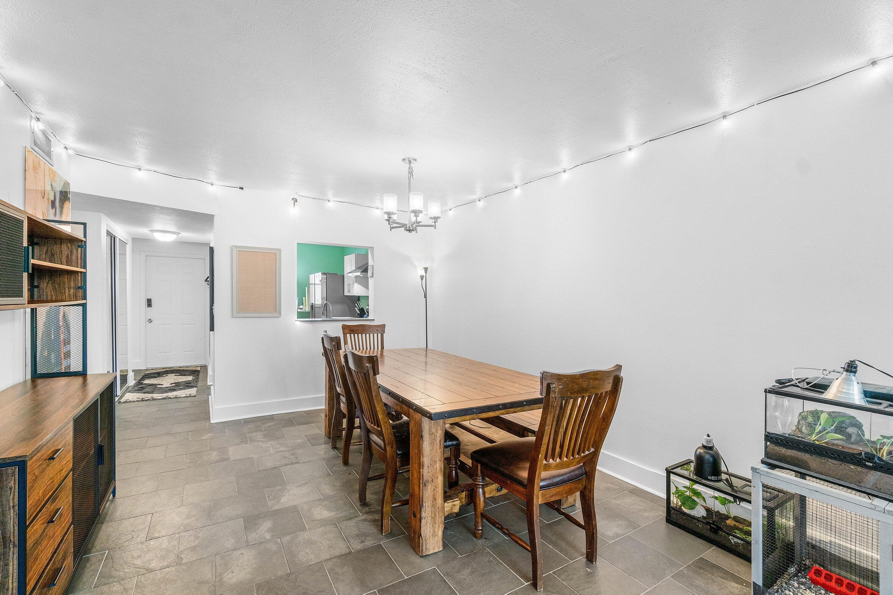 2825 SW 22nd Avenue 104, Delray Beach, FL 33445 — photo 5 of 34