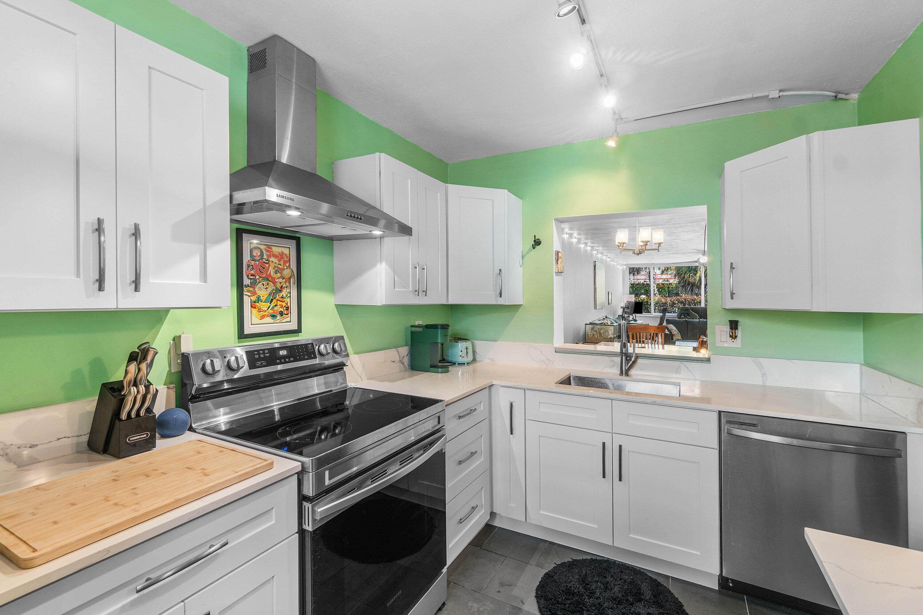 2825 SW 22nd Avenue 104, Delray Beach, FL 33445 — photo 15 of 34