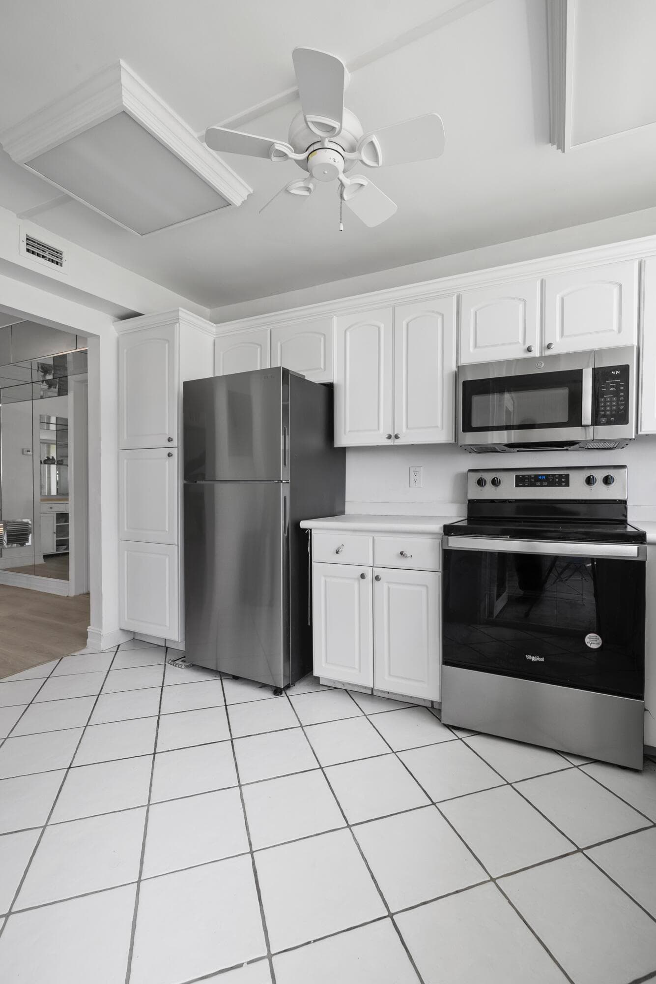 1239 Hillsboro Mile 105, Hillsboro Beach, FL 33062 — photo 14 of 38