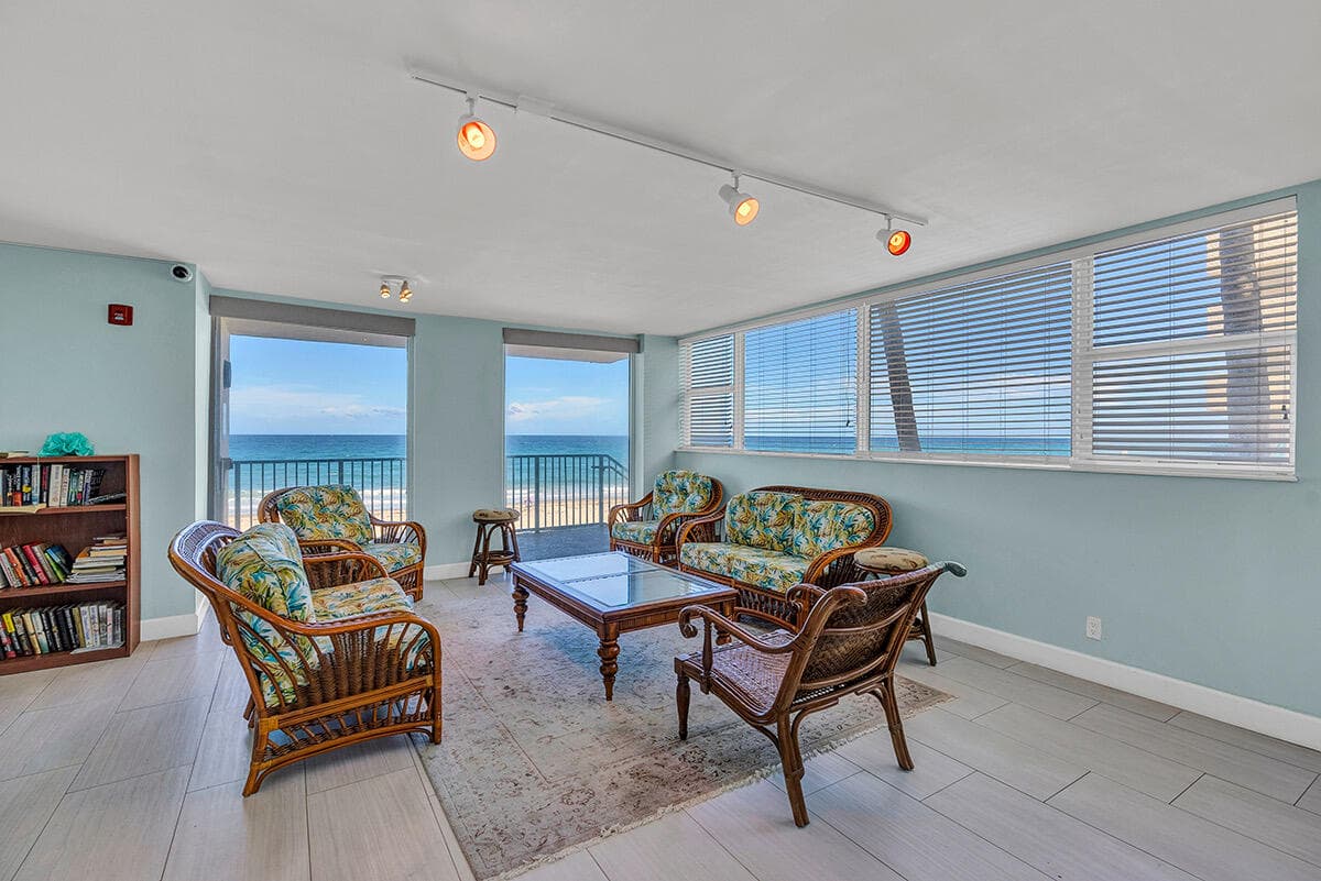 1239 Hillsboro Mile 105, Hillsboro Beach, FL 33062 — photo 30 of 38