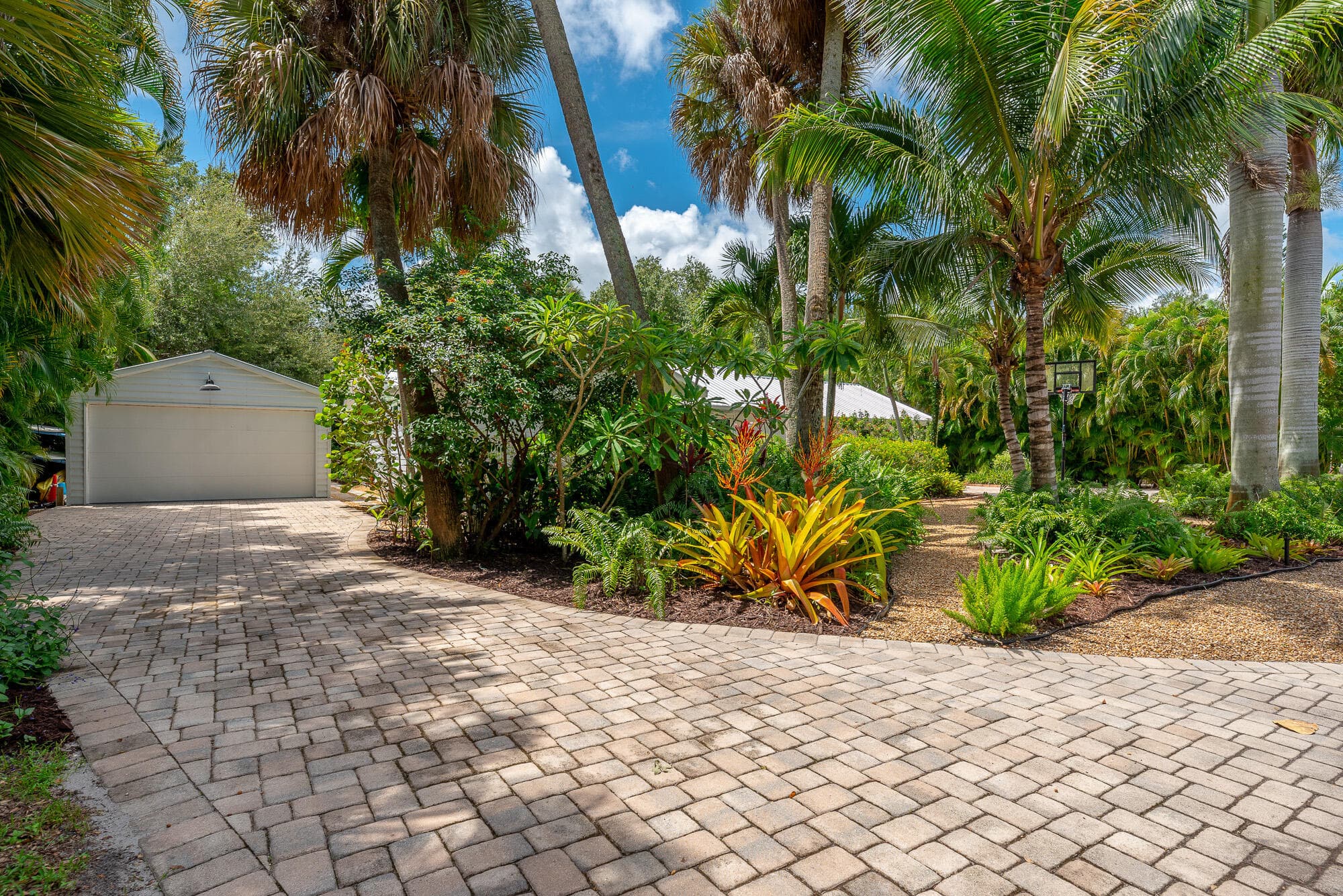 547 SW Riverview Street, Stuart, FL 34994 — photo 20 of 62