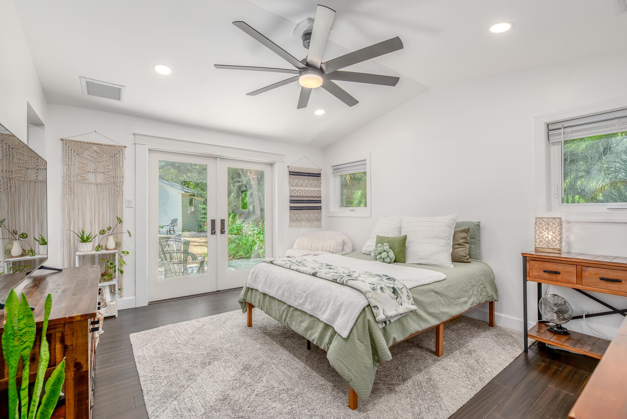 547 SW Riverview Street, Stuart, FL 34994 — photo 37 of 62
