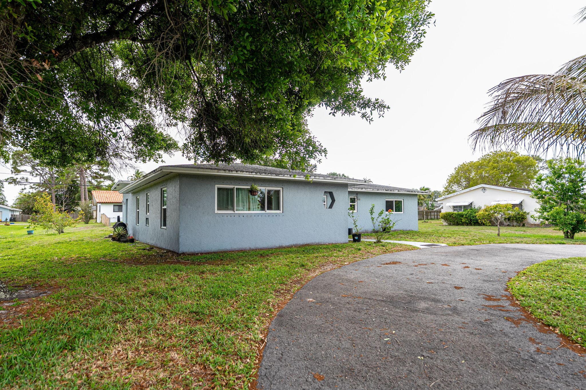 13 W Palmetto Road, Lake Worth, FL 33467 — photo 3 of 37