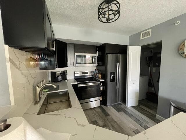 110 Villa Circle 110, Boynton Beach, FL 33435 — photo 1 of 66