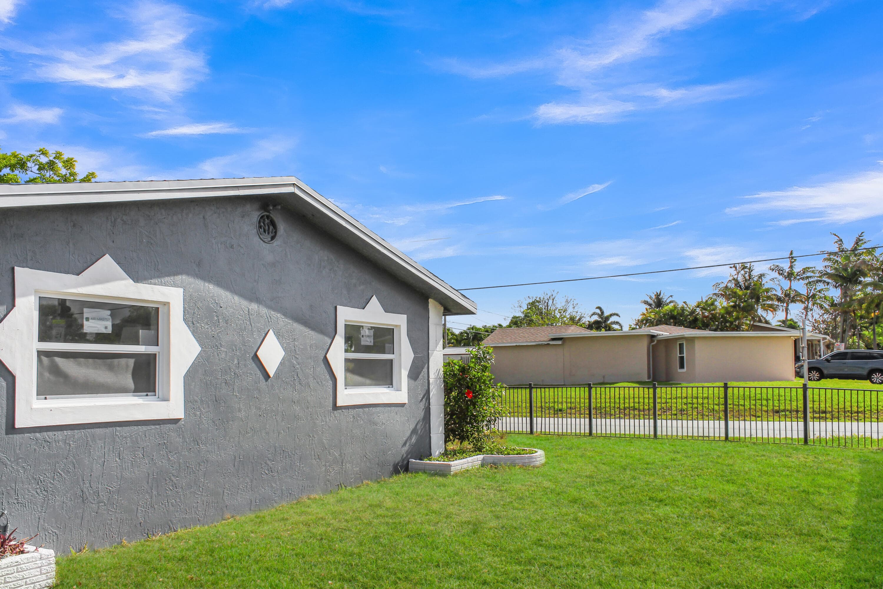 915 SW 3rd Street, Boynton Beach, FL 33435 — photo 5 of 26