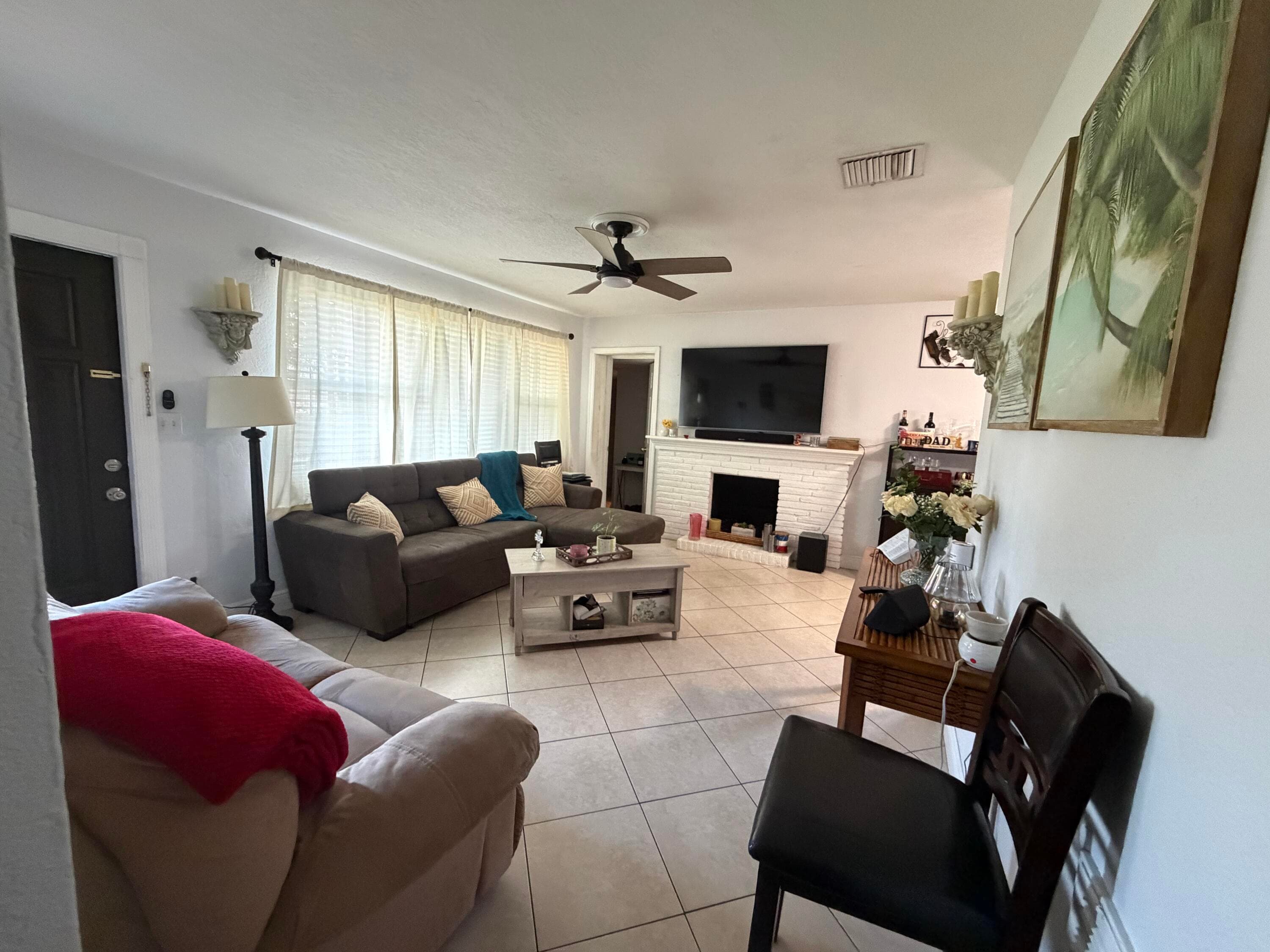 729 Cherry Road, West Palm Beach, FL 33409 — photo 8 of 29