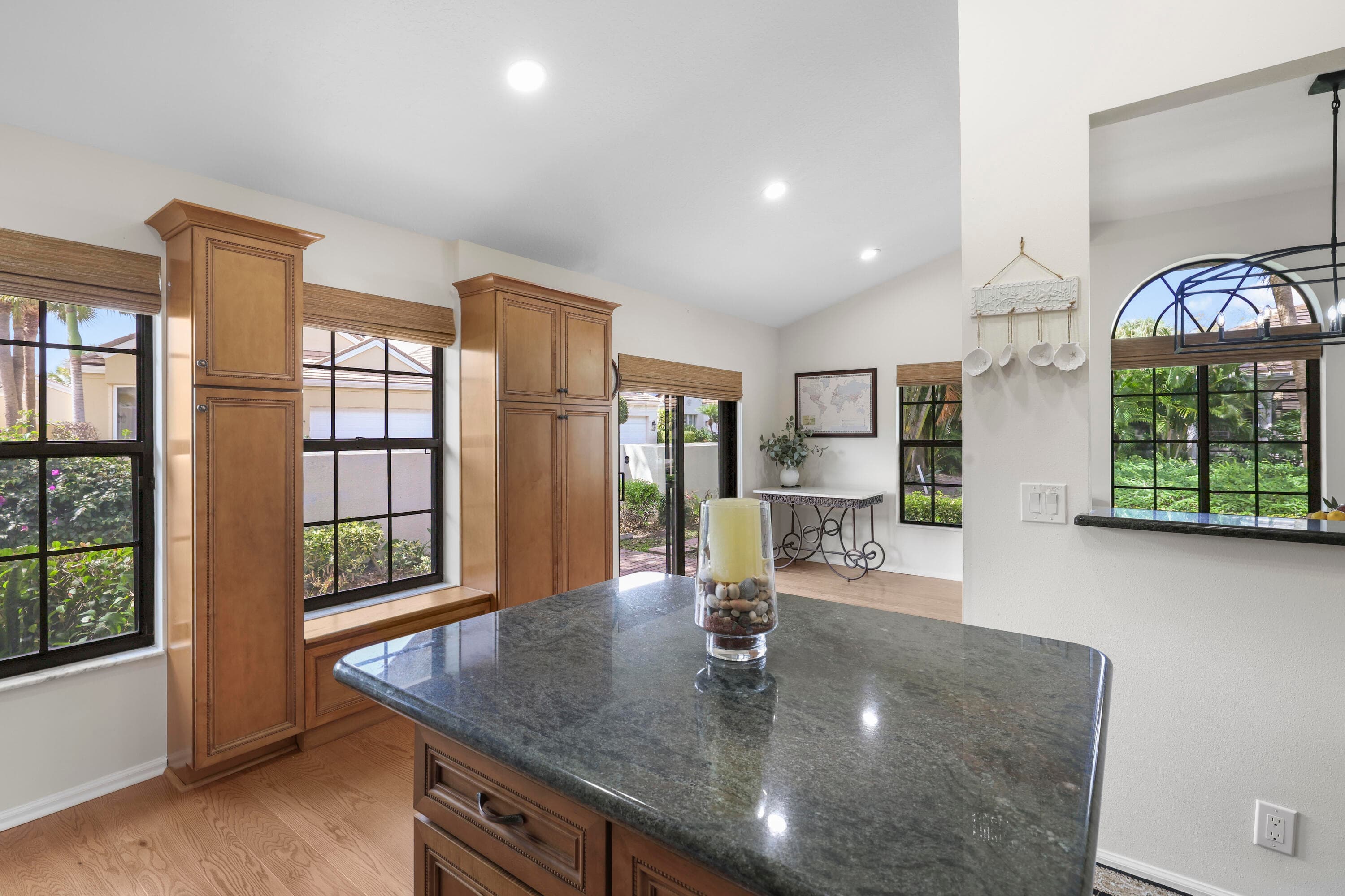 461 Coral Cove Drive, Juno Beach, FL 33408 — photo 21 of 38