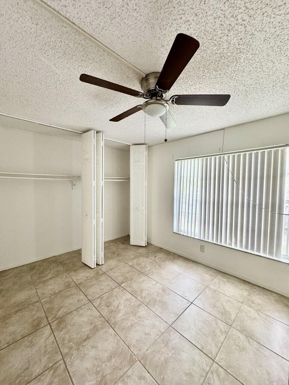801 W Oakland Park Boulevard C1, Oakland Park, FL 33311 — photo 6 of 8