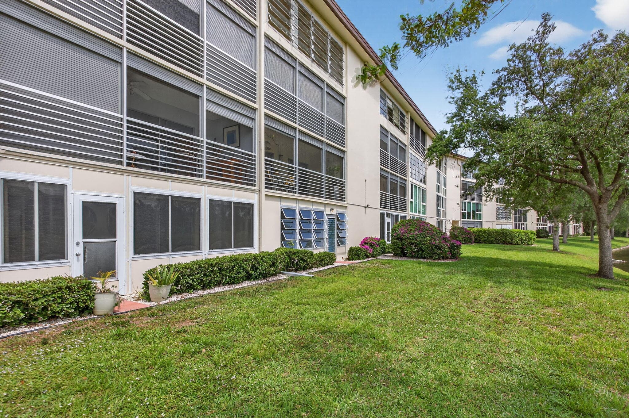 3203 Portofino Point M1, Coconut Creek, FL 33066 — photo 15 of 83