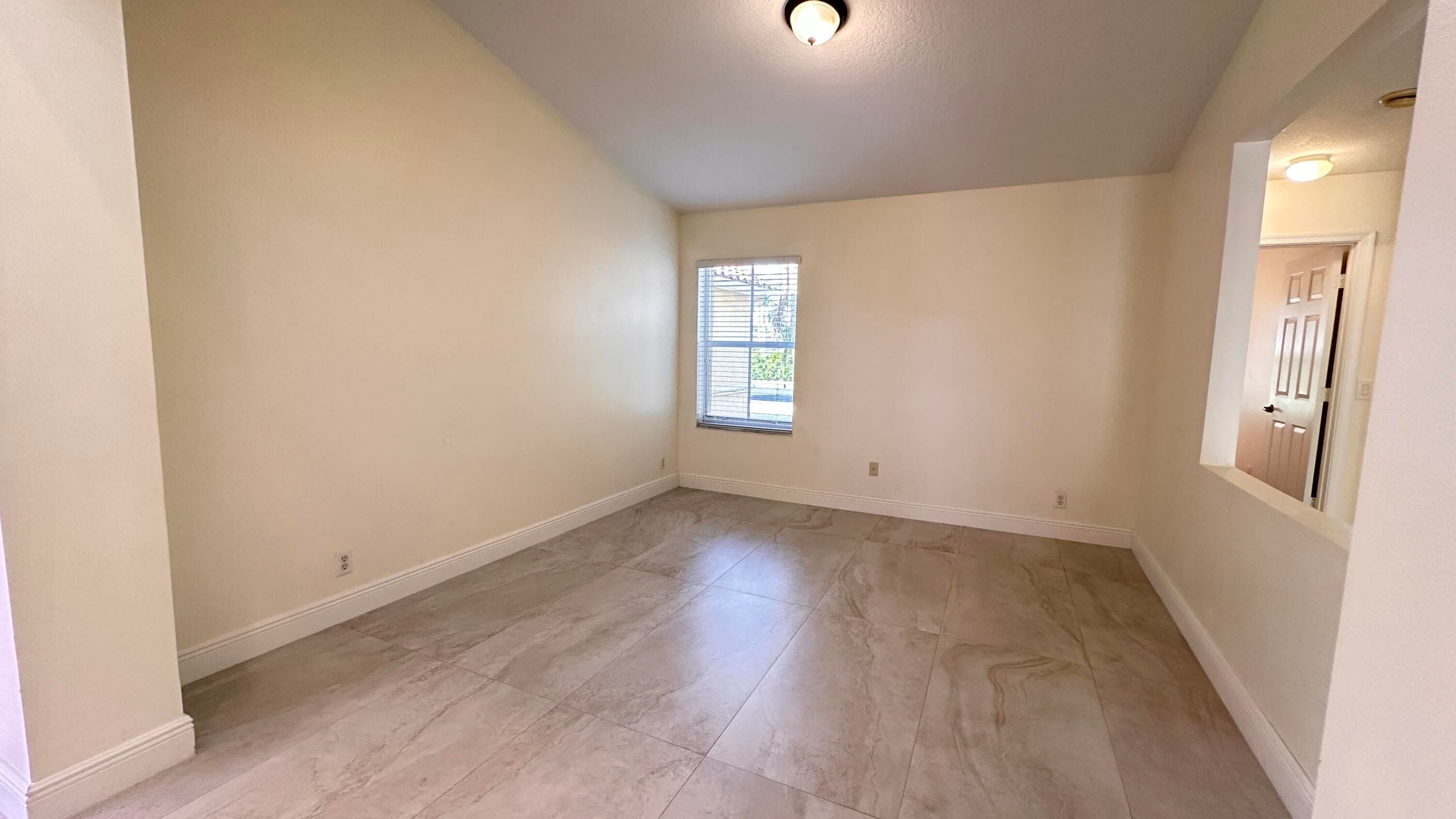 19010 SW 10th Street, Pembroke Pines, FL 33029 — photo 20 of 59