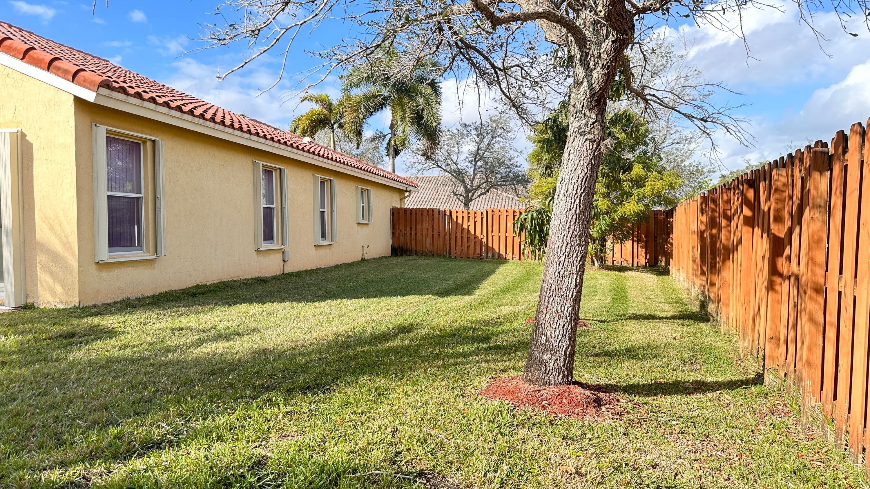 19010 SW 10th Street, Pembroke Pines, FL 33029 — photo 51 of 59
