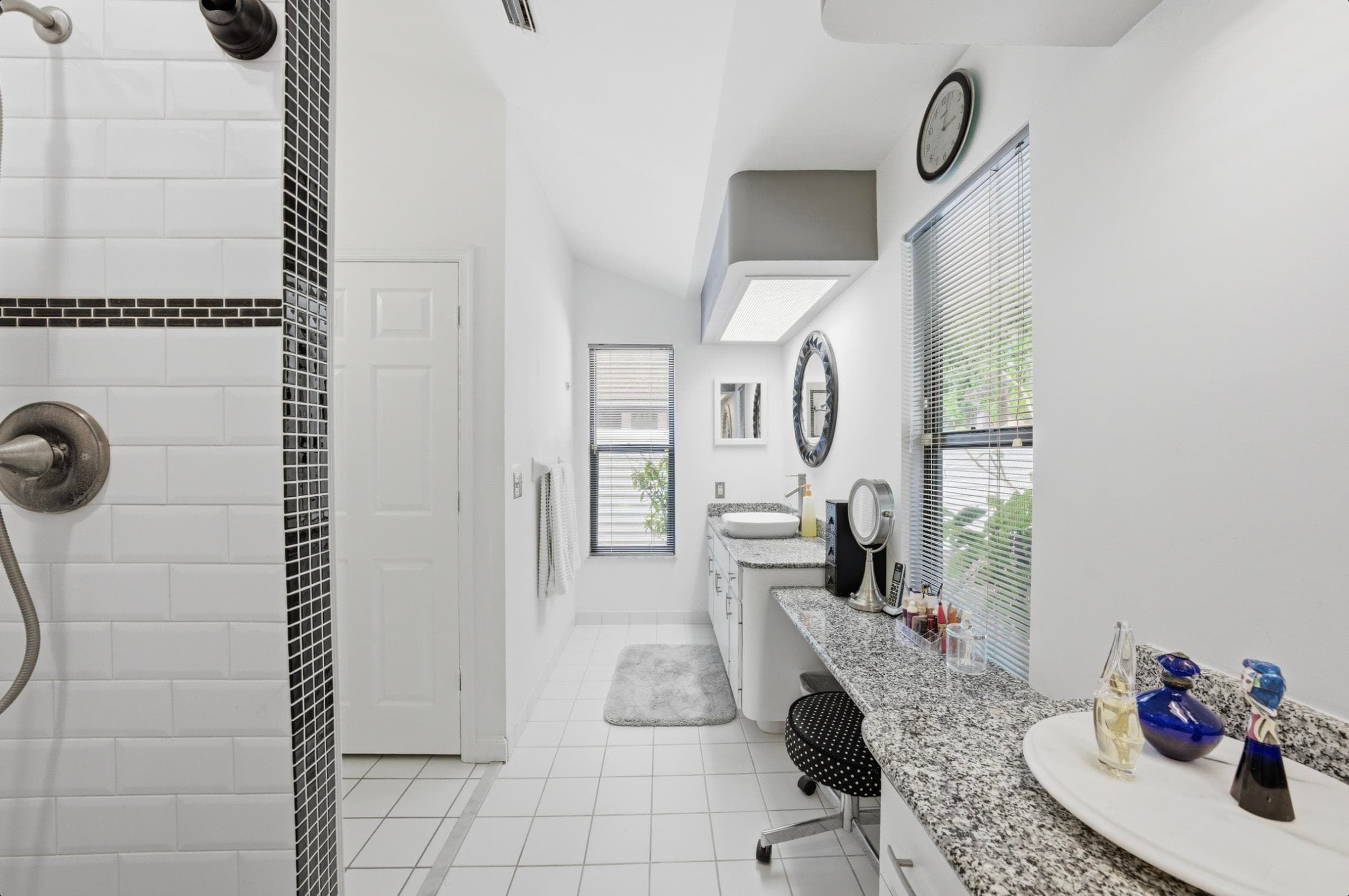 18546 Lake Bend Drive, Jupiter, FL 33458 — photo 21 of 40