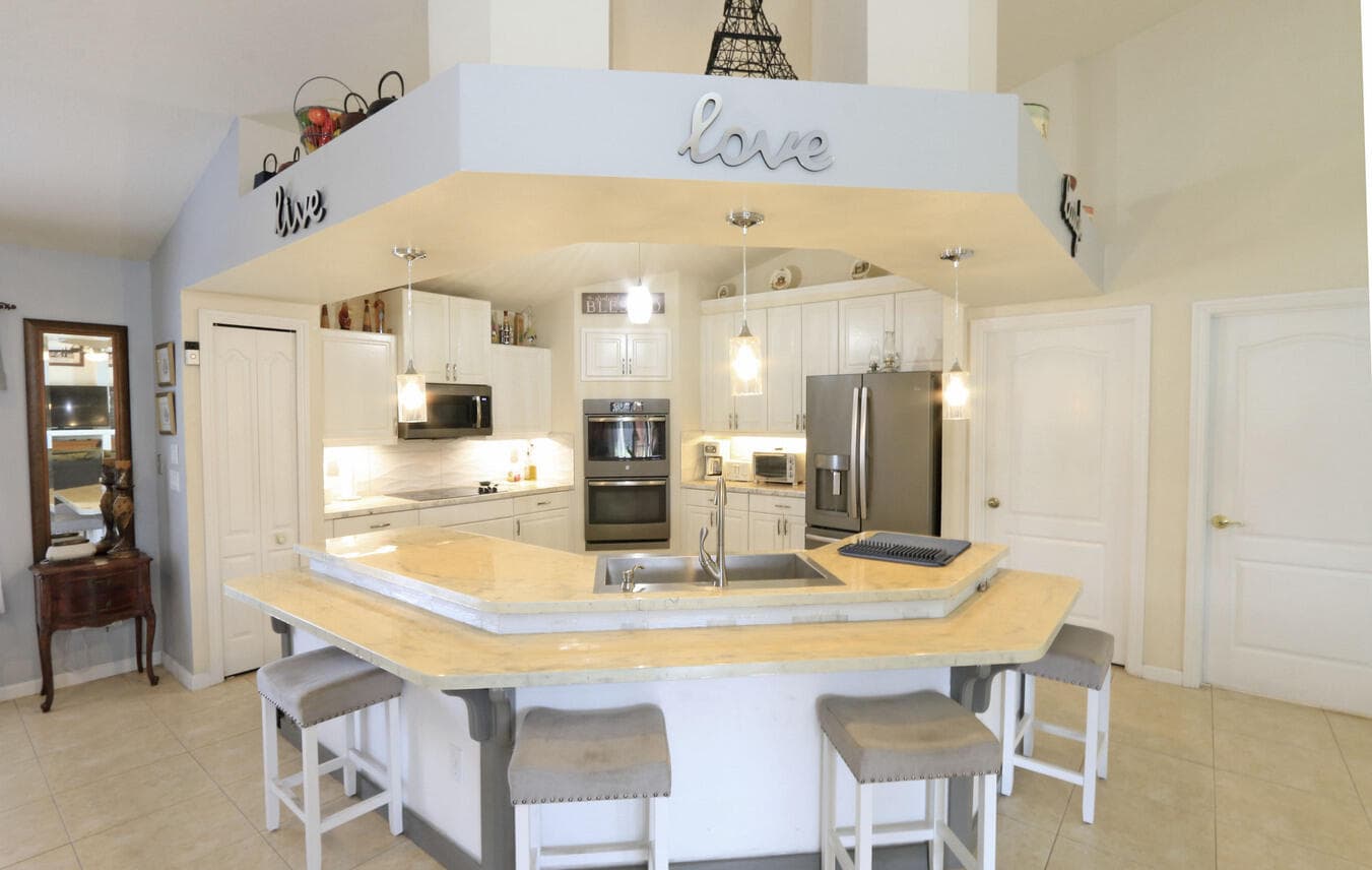 5822 NW Bates Avenue, Port St. Lucie, FL 34986 — photo 4 of 44