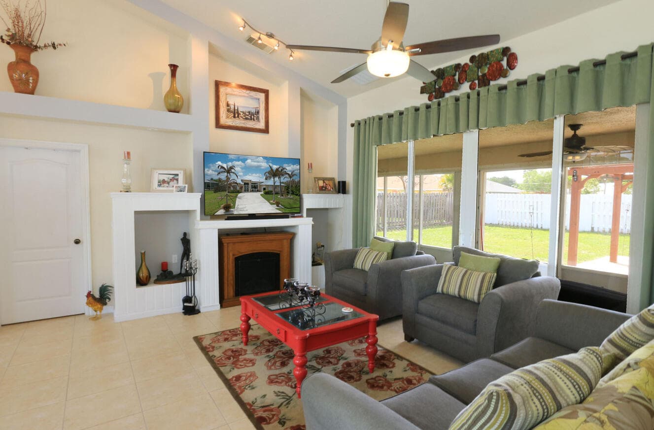 5822 NW Bates Avenue, Port St. Lucie, FL 34986 — photo 11 of 44